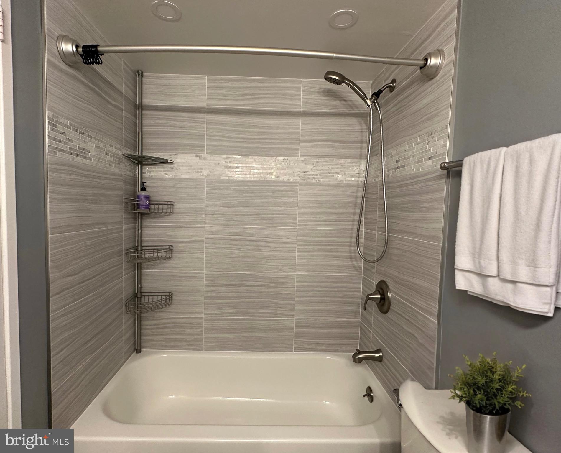 ALEXANDRIA - Residential