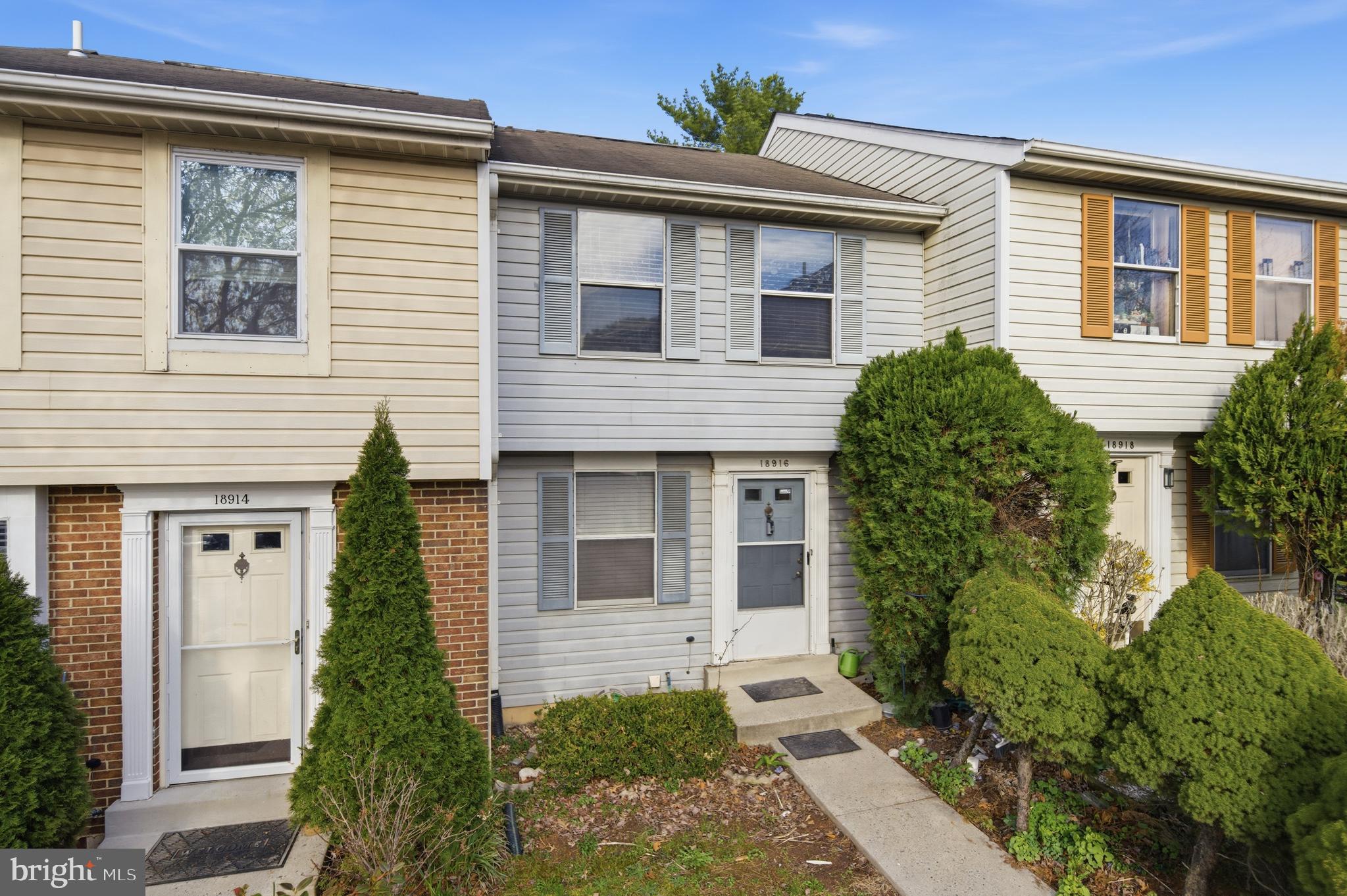 GUNNERS LAKE - Residential