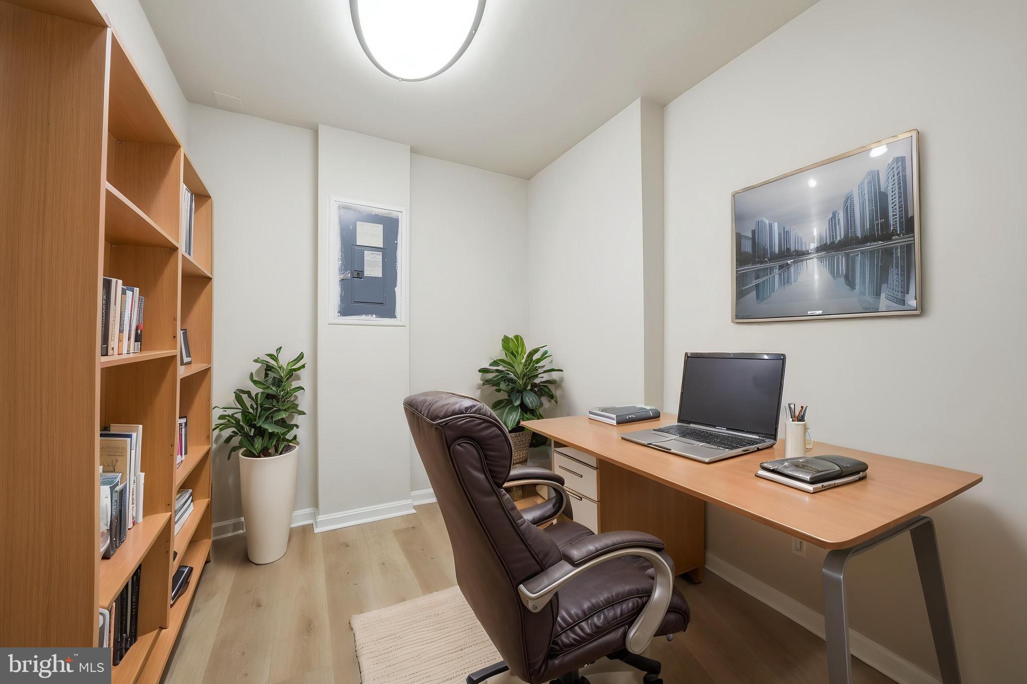 GUNNERS LAKE - Residential