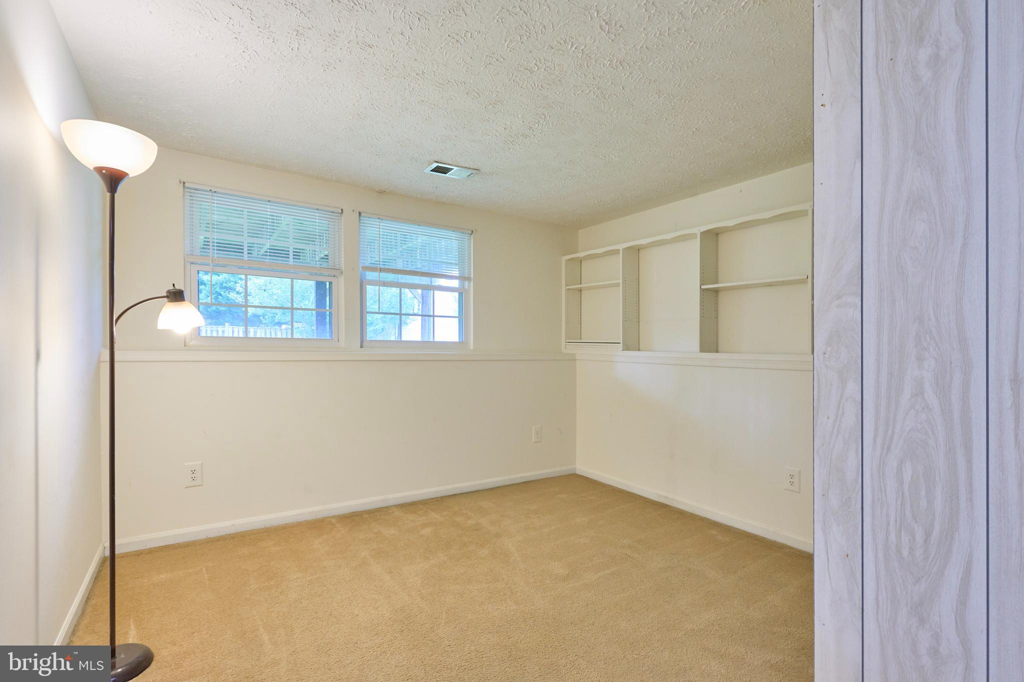 SPRING GROVE FARM - Residential