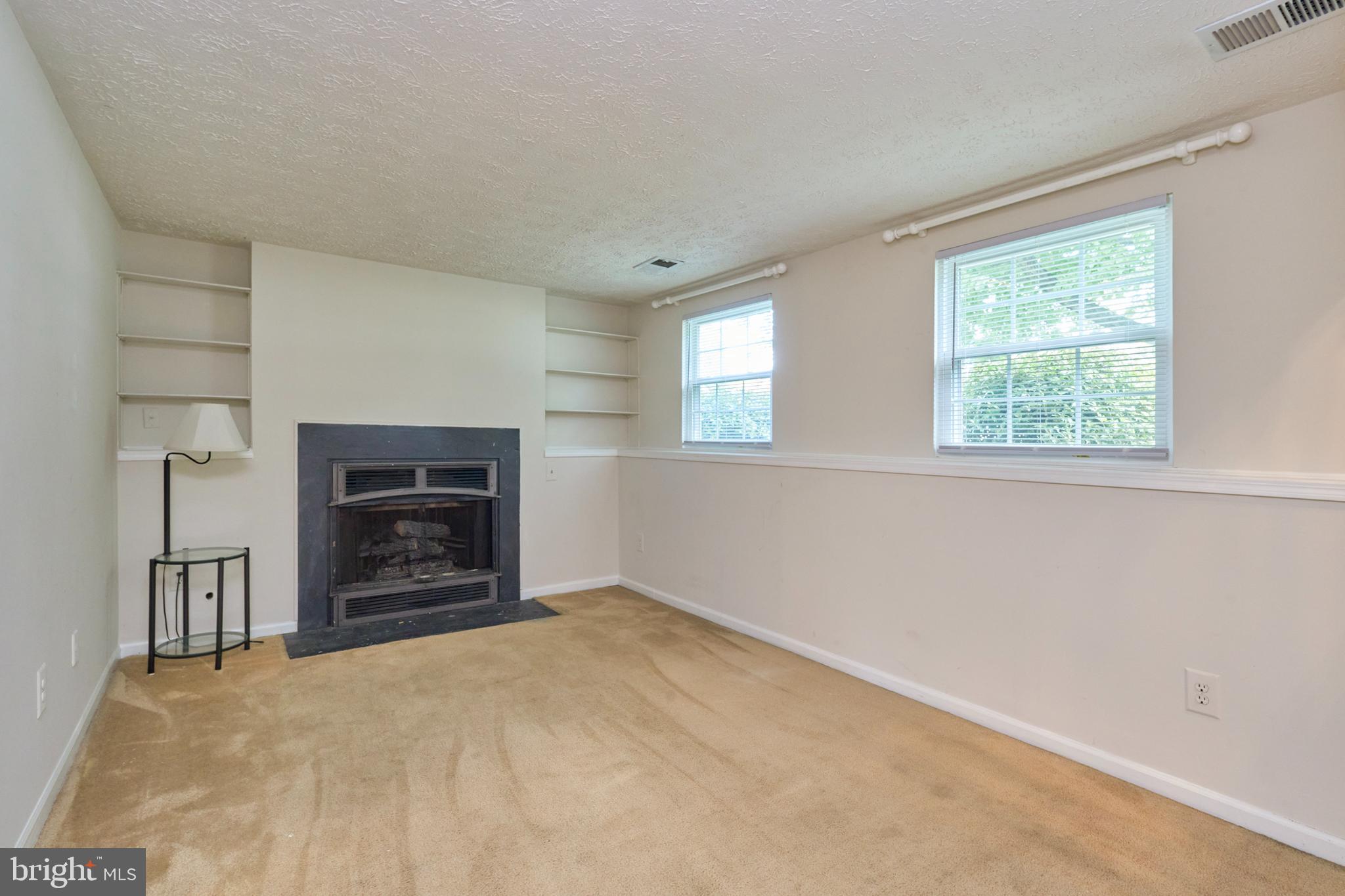 SPRING GROVE FARM - Residential