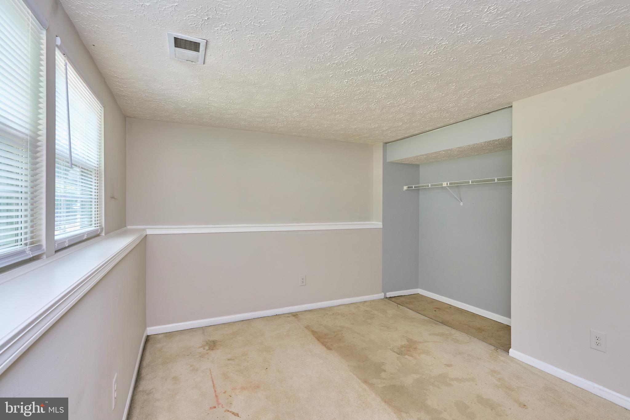 SPRING GROVE FARM - Residential