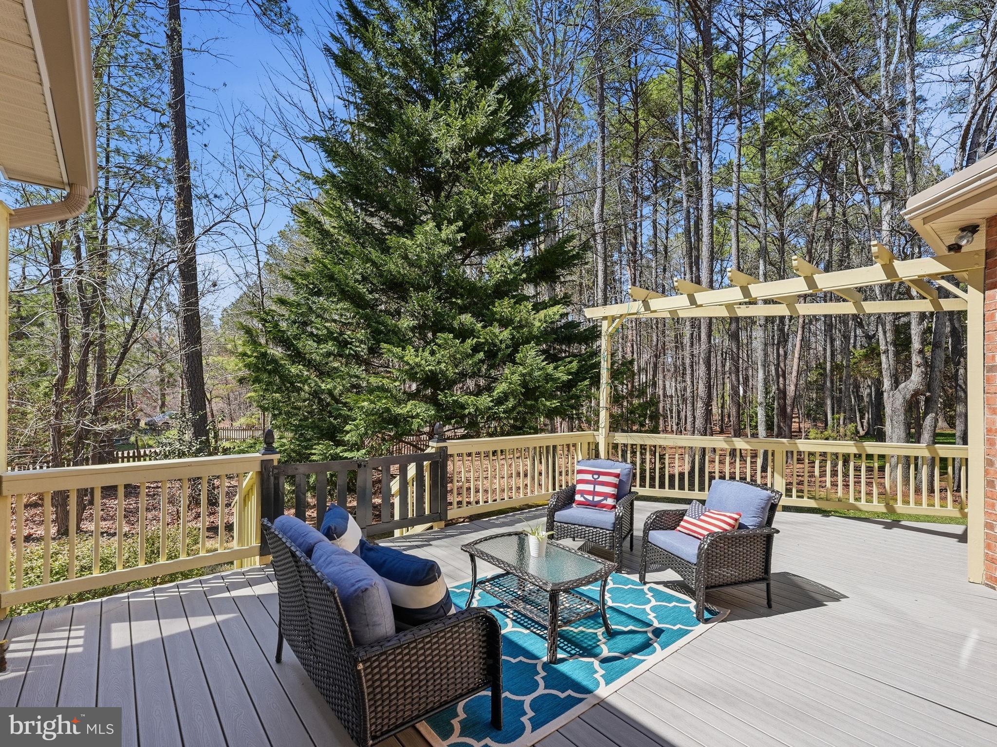 FAWN LAKE - Residential