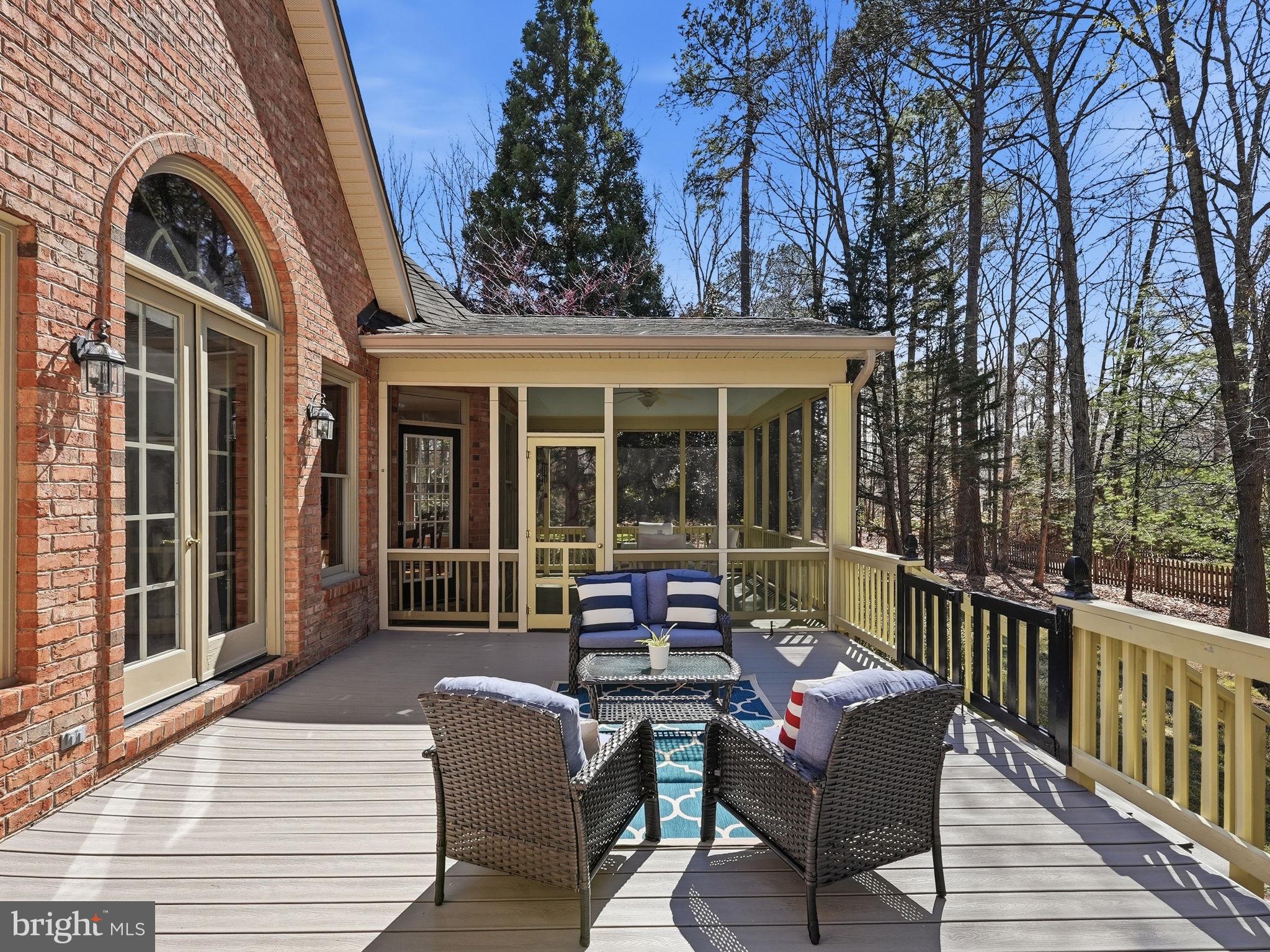 FAWN LAKE - Residential