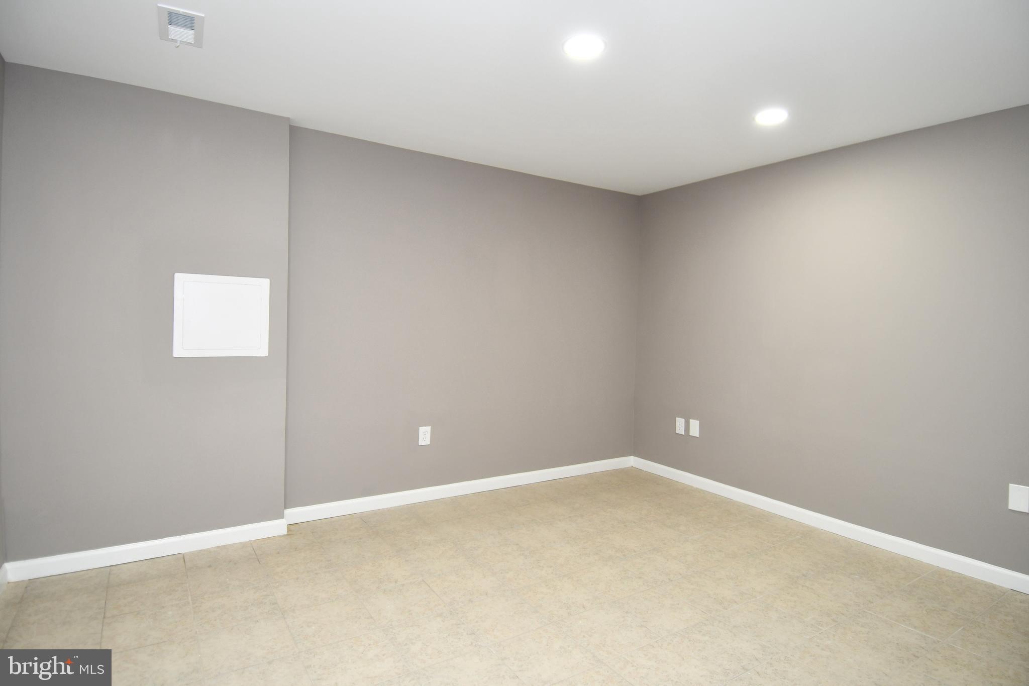 WEXFORD VILLAGE - Residential