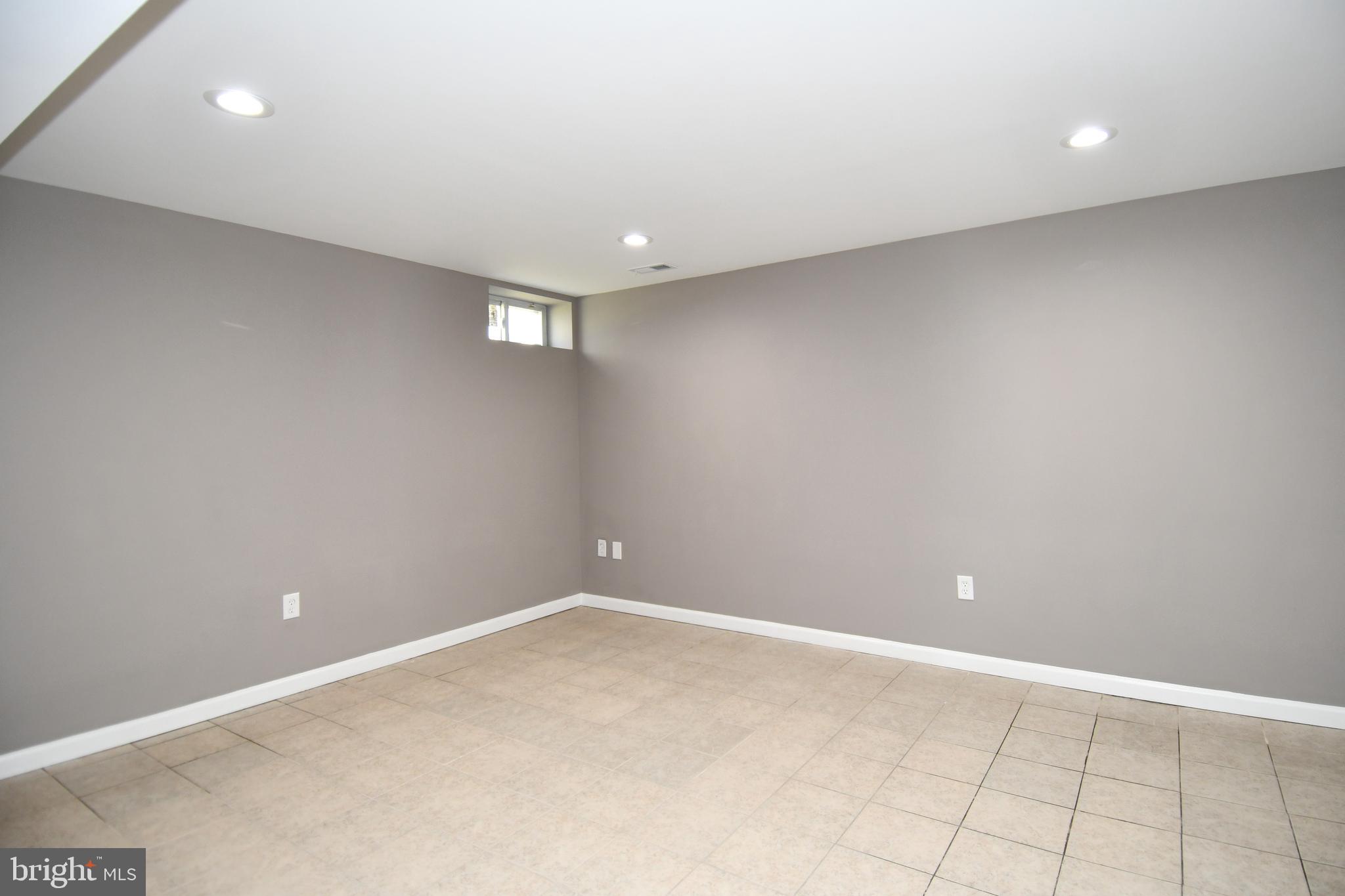 WEXFORD VILLAGE - Residential