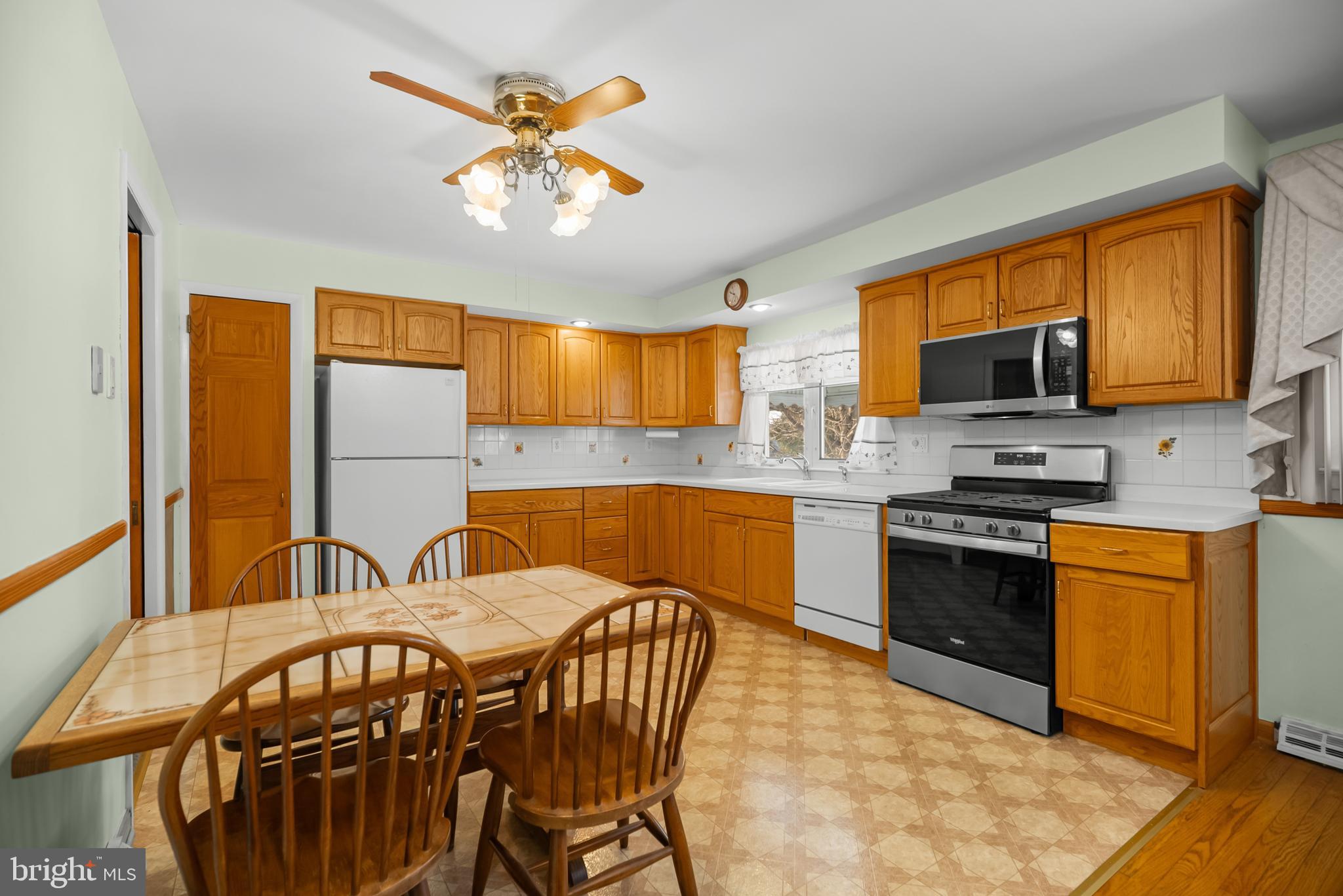 LOWER MAKEFIELD - Residential