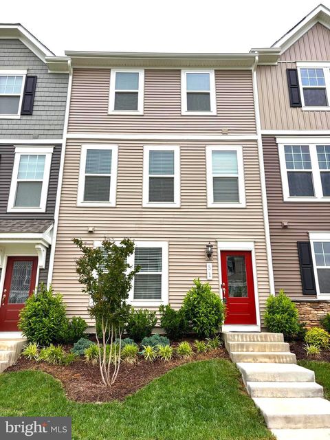 Townhouse For Sale - 31 Capitol Mews<br/> RANSON, WV 25438