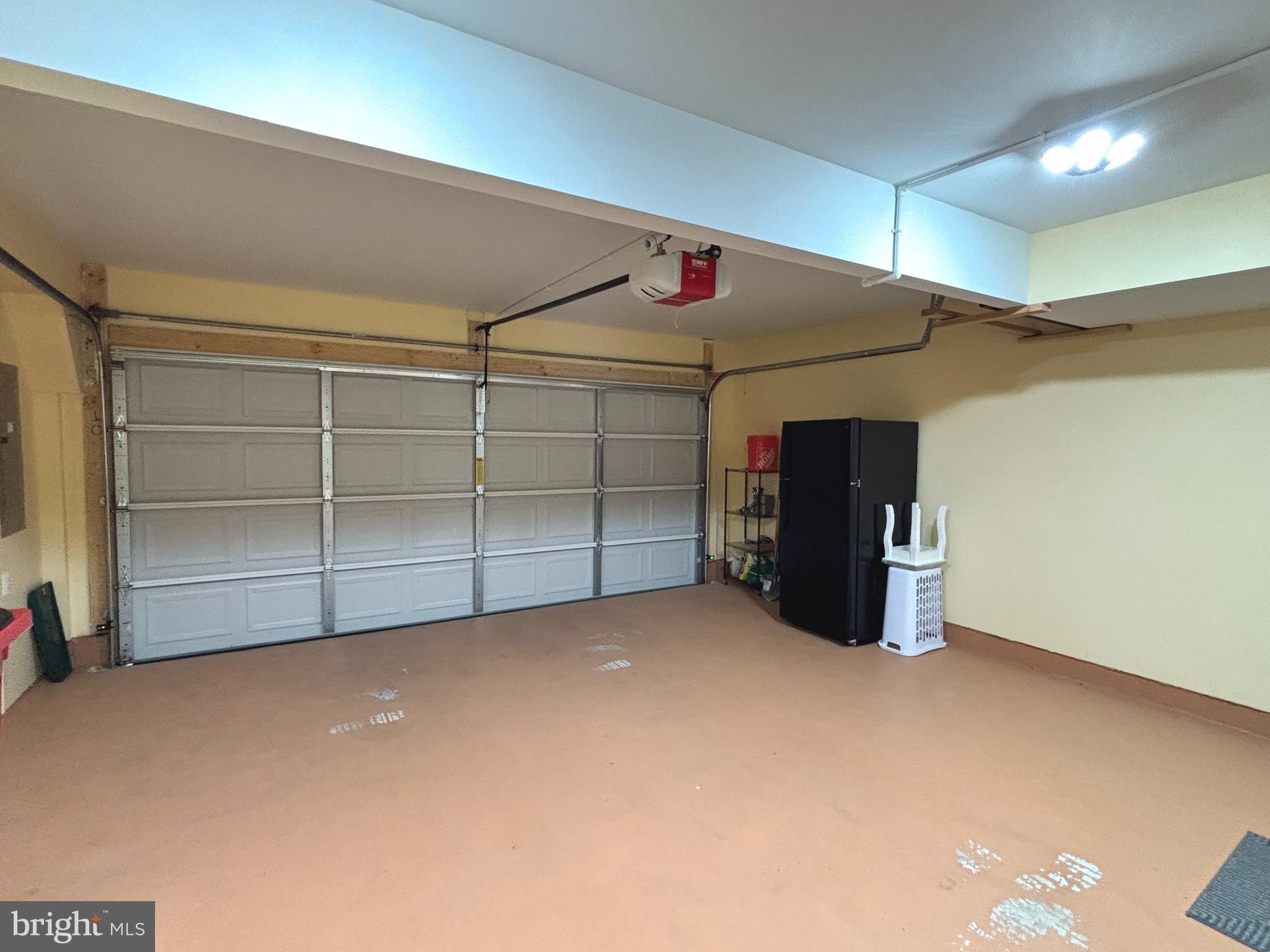 31 CAPITOL MEWS
