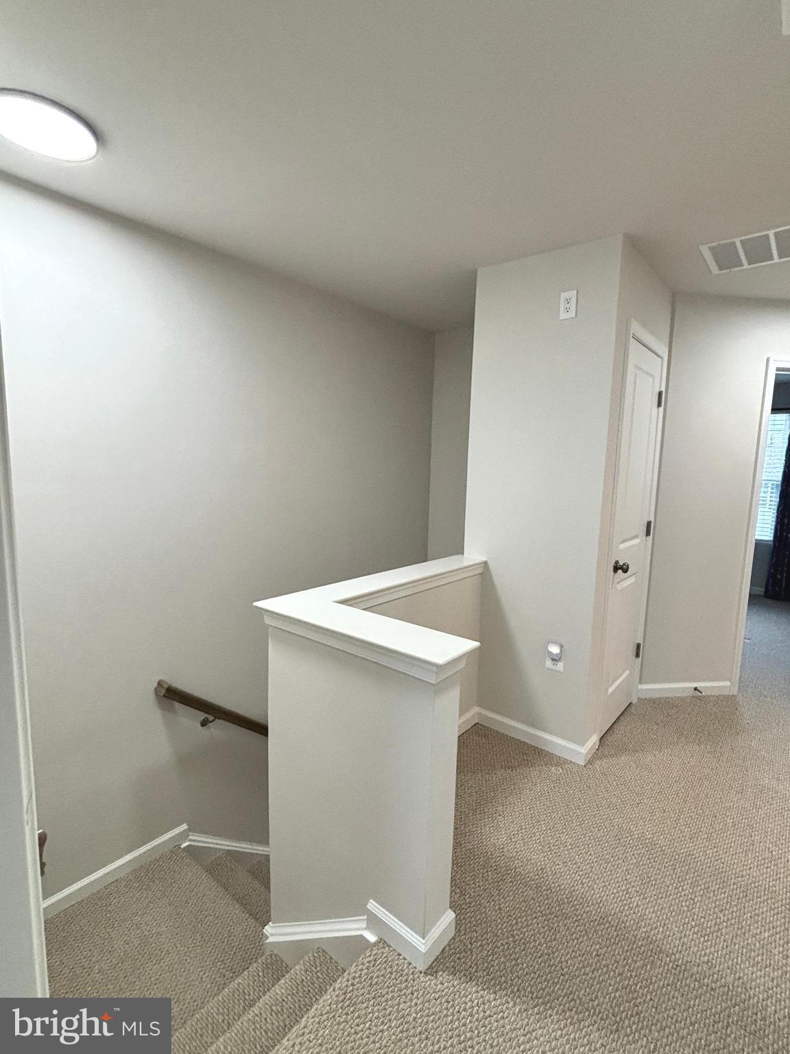 PRESIDENTS POINTE - Residential