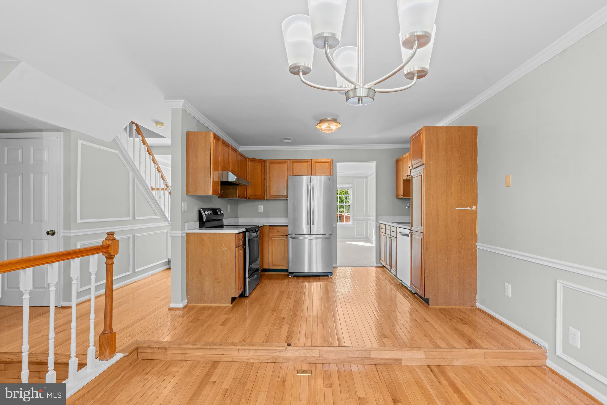 6749 CARDINAL WOODS COURT