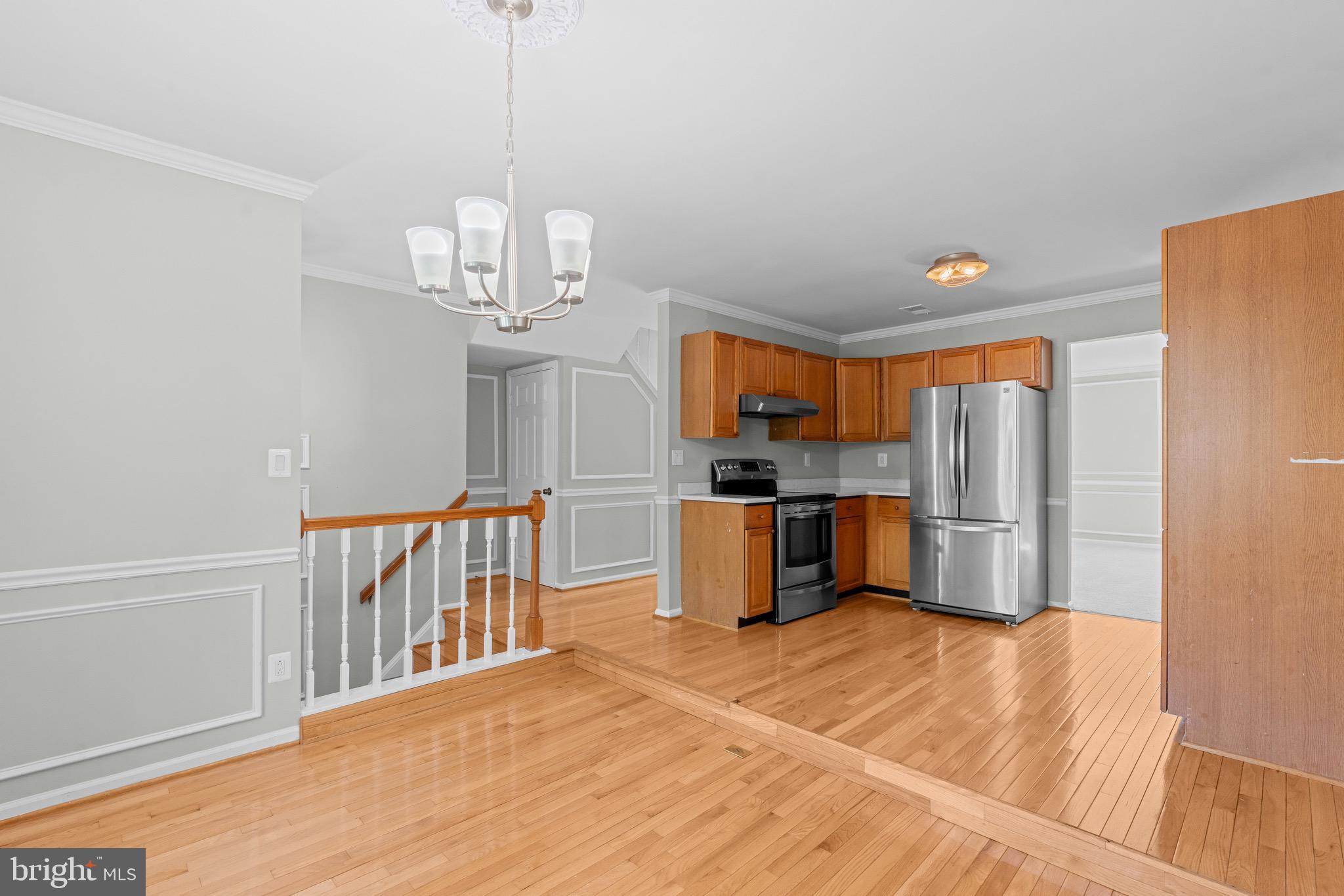 6749 CARDINAL WOODS COURT