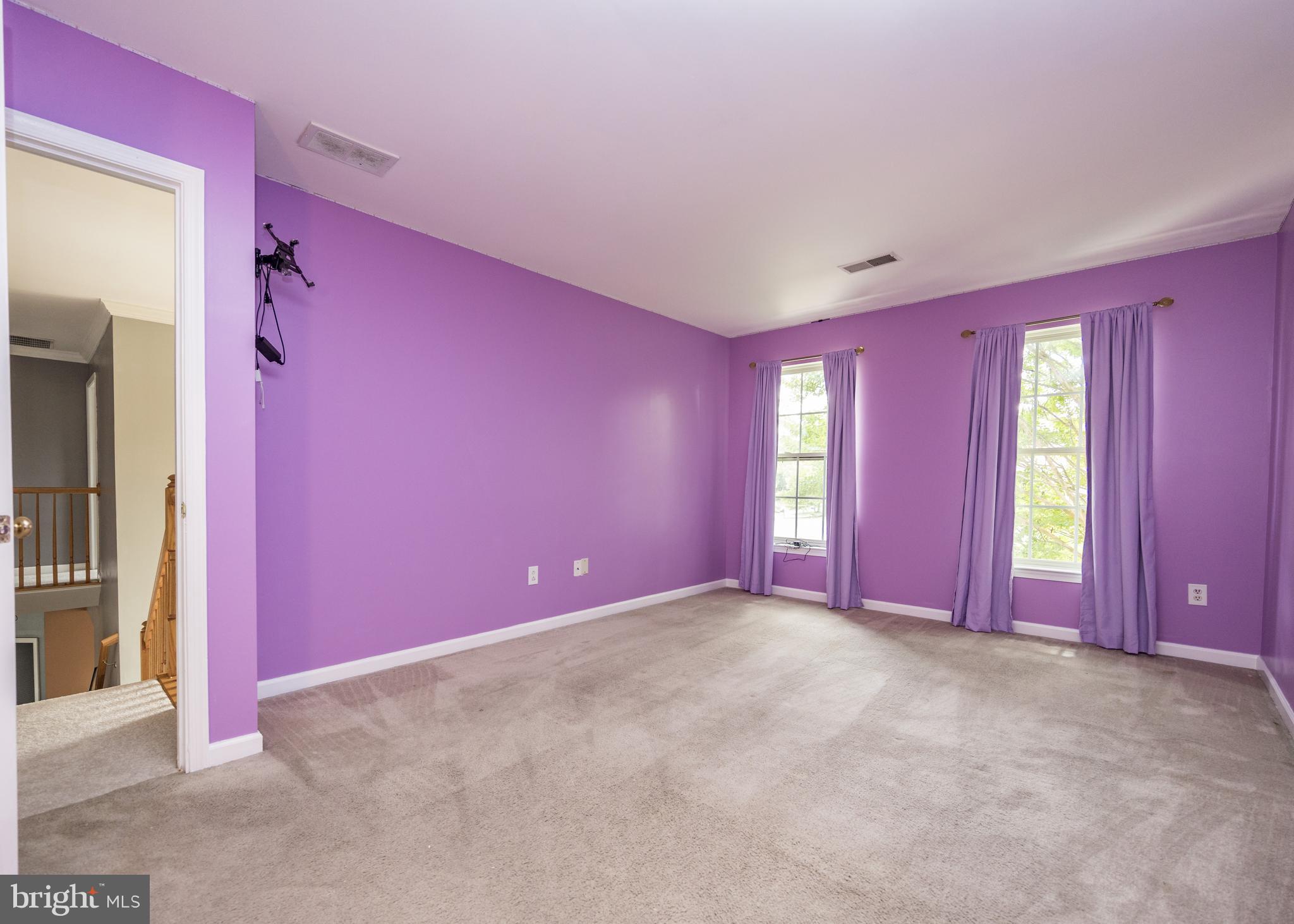 WAITING ROCK - Residential