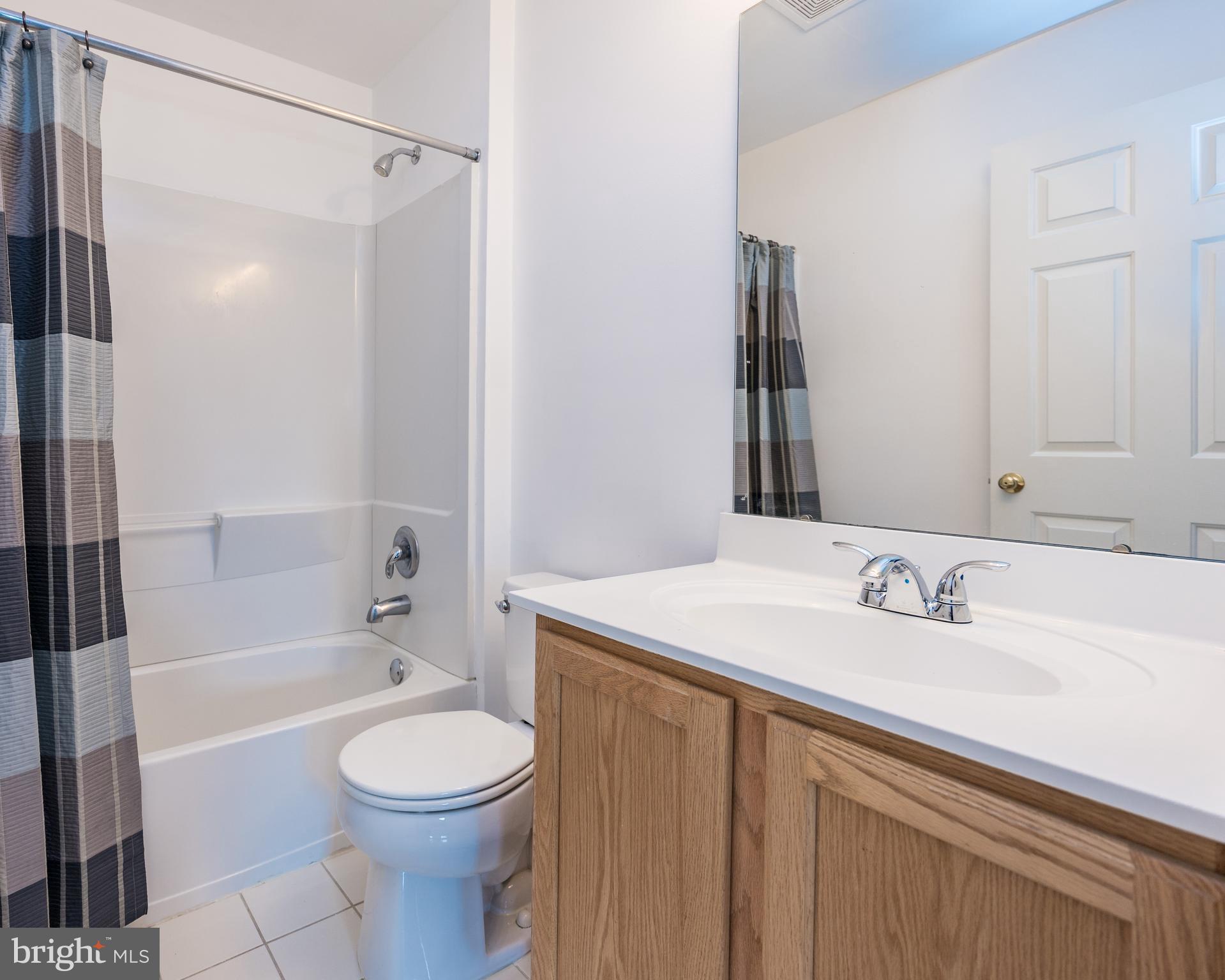 WAITING ROCK - Residential