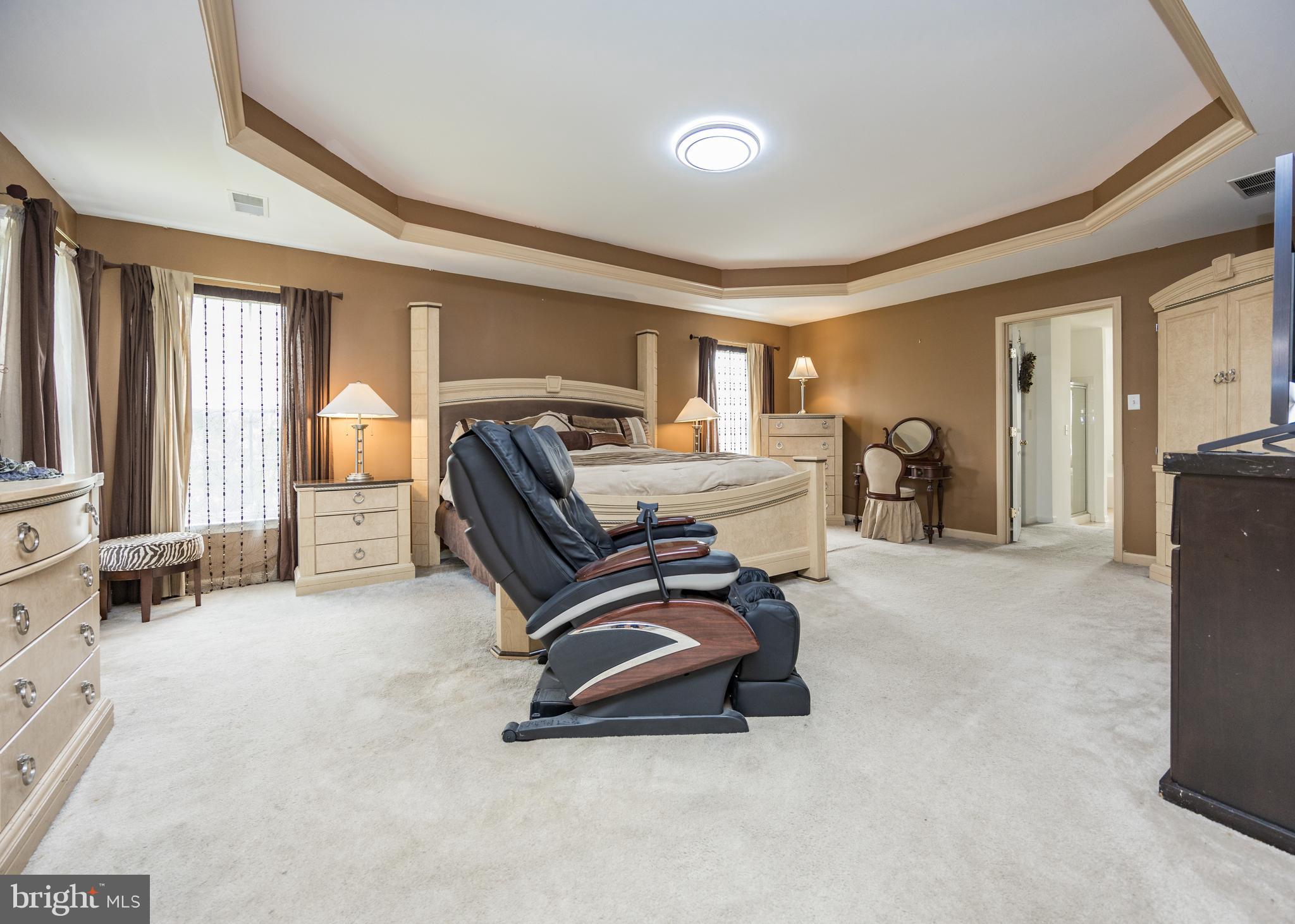 WAITING ROCK - Residential