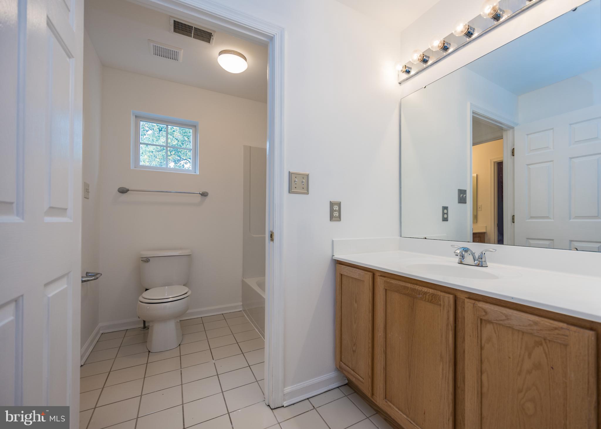 WAITING ROCK - Residential