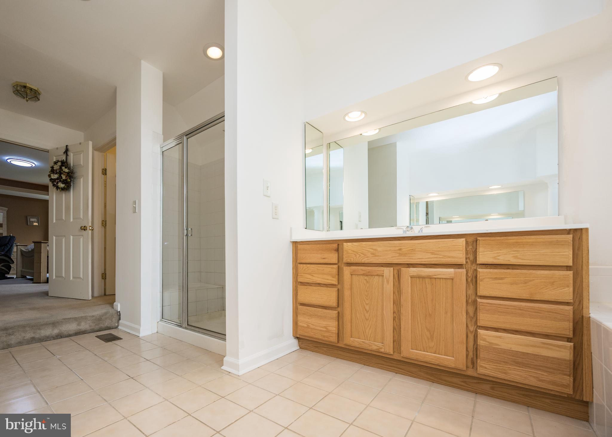 WAITING ROCK - Residential