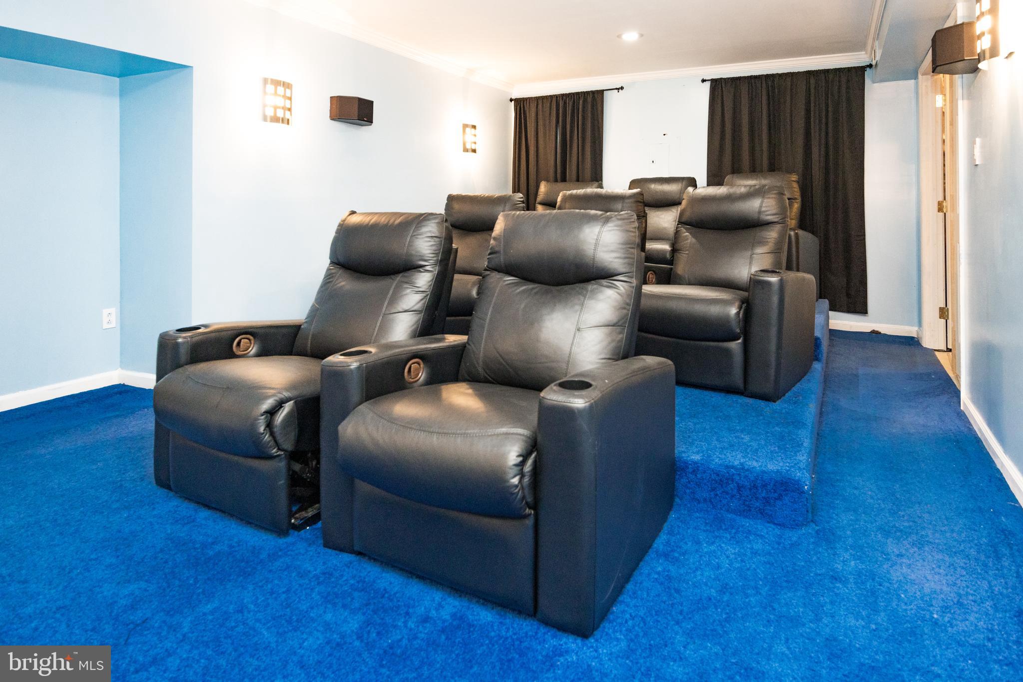 WAITING ROCK - Residential