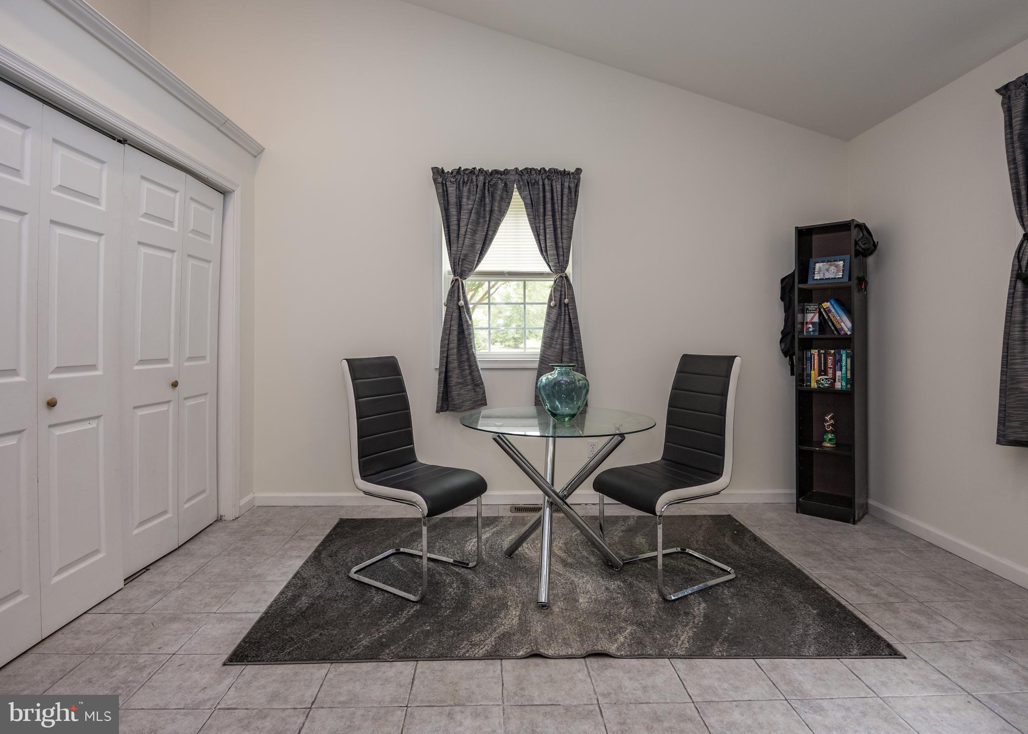 WAITING ROCK - Residential