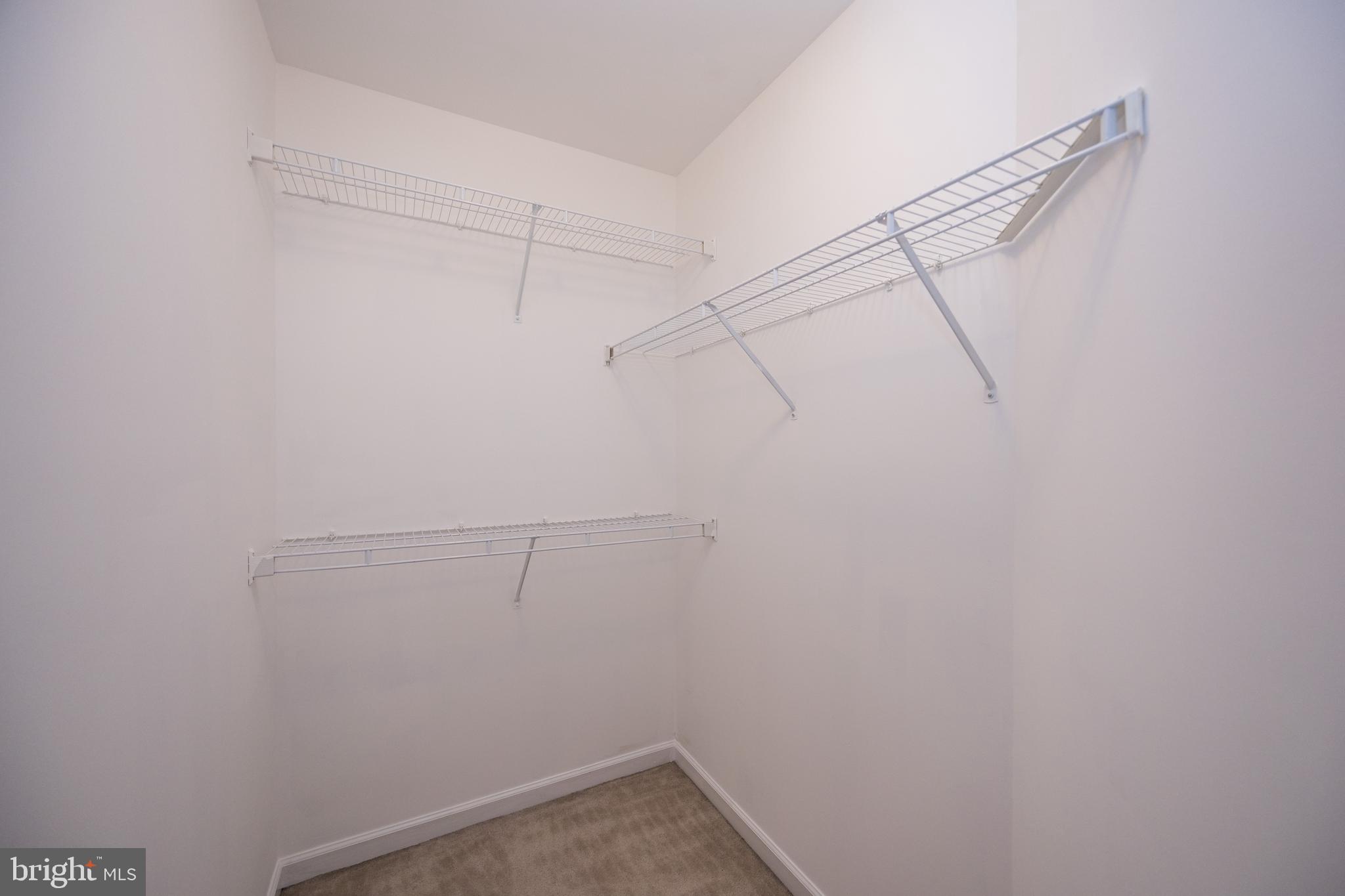 WAITING ROCK - Residential