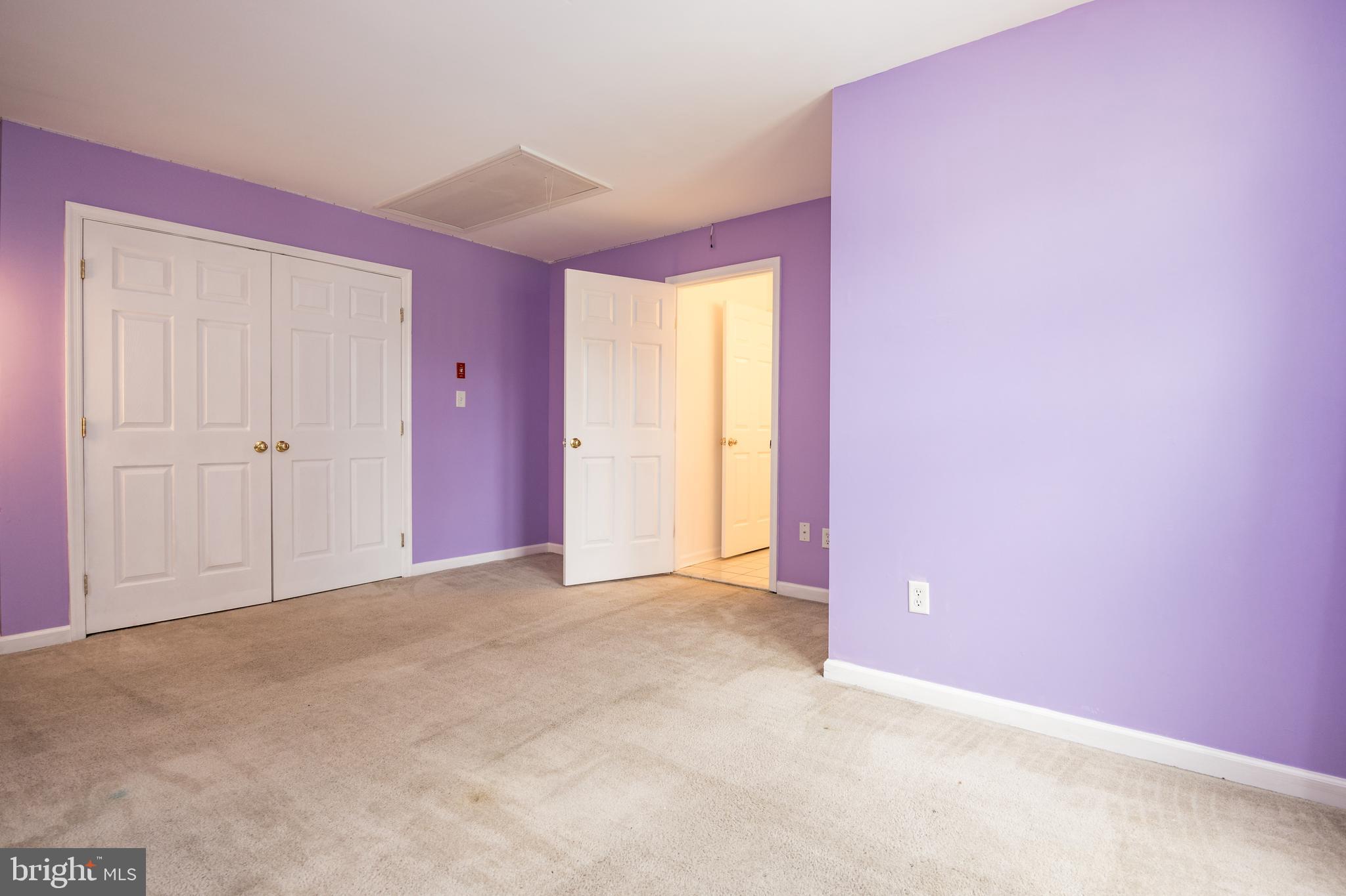 WAITING ROCK - Residential