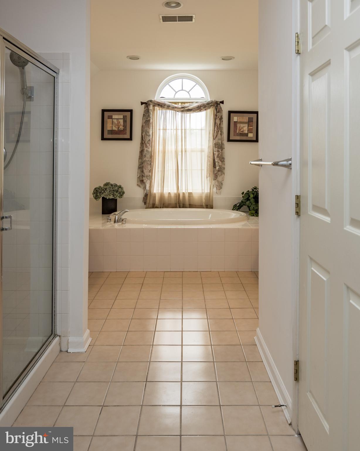 WAITING ROCK - Residential