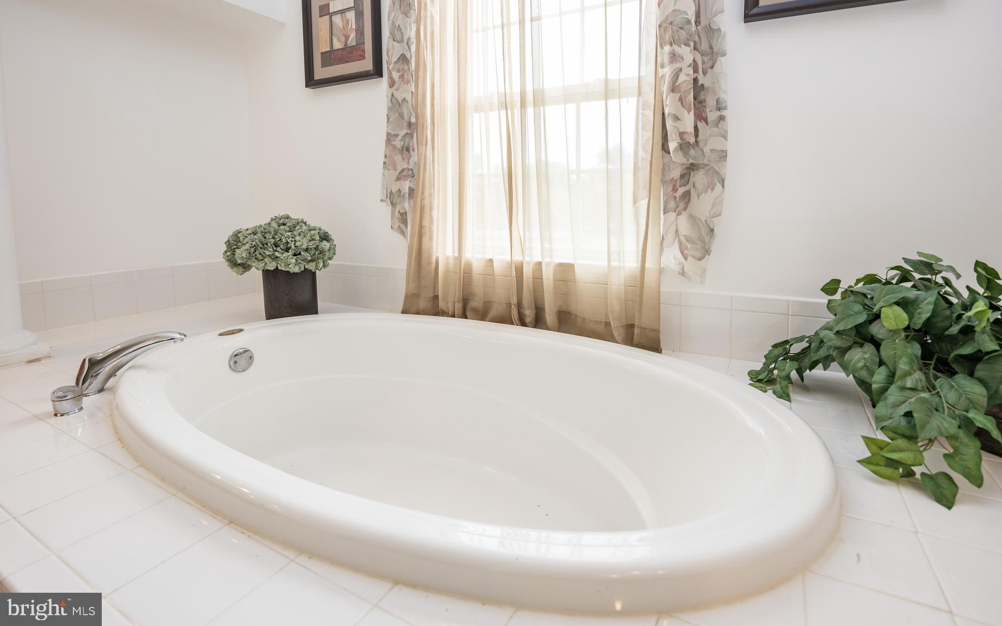 WAITING ROCK - Residential