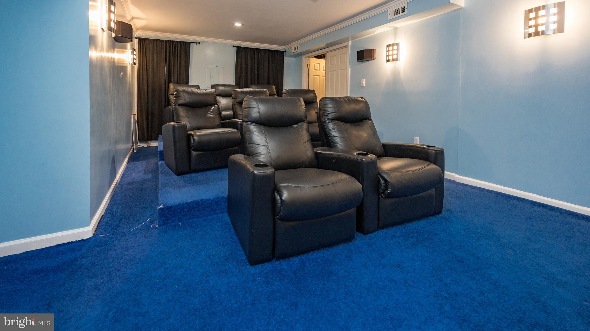 WAITING ROCK - Residential