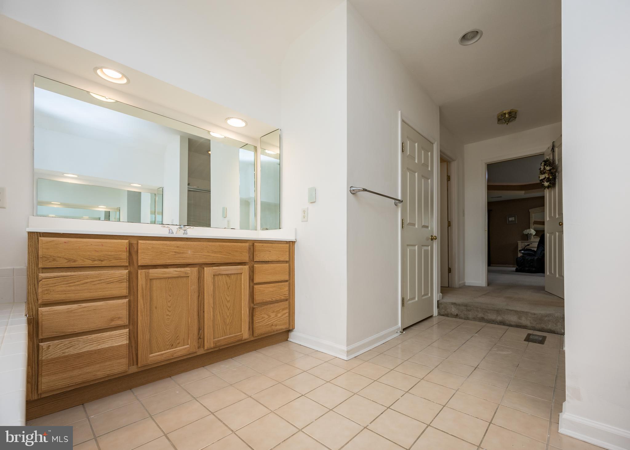 WAITING ROCK - Residential