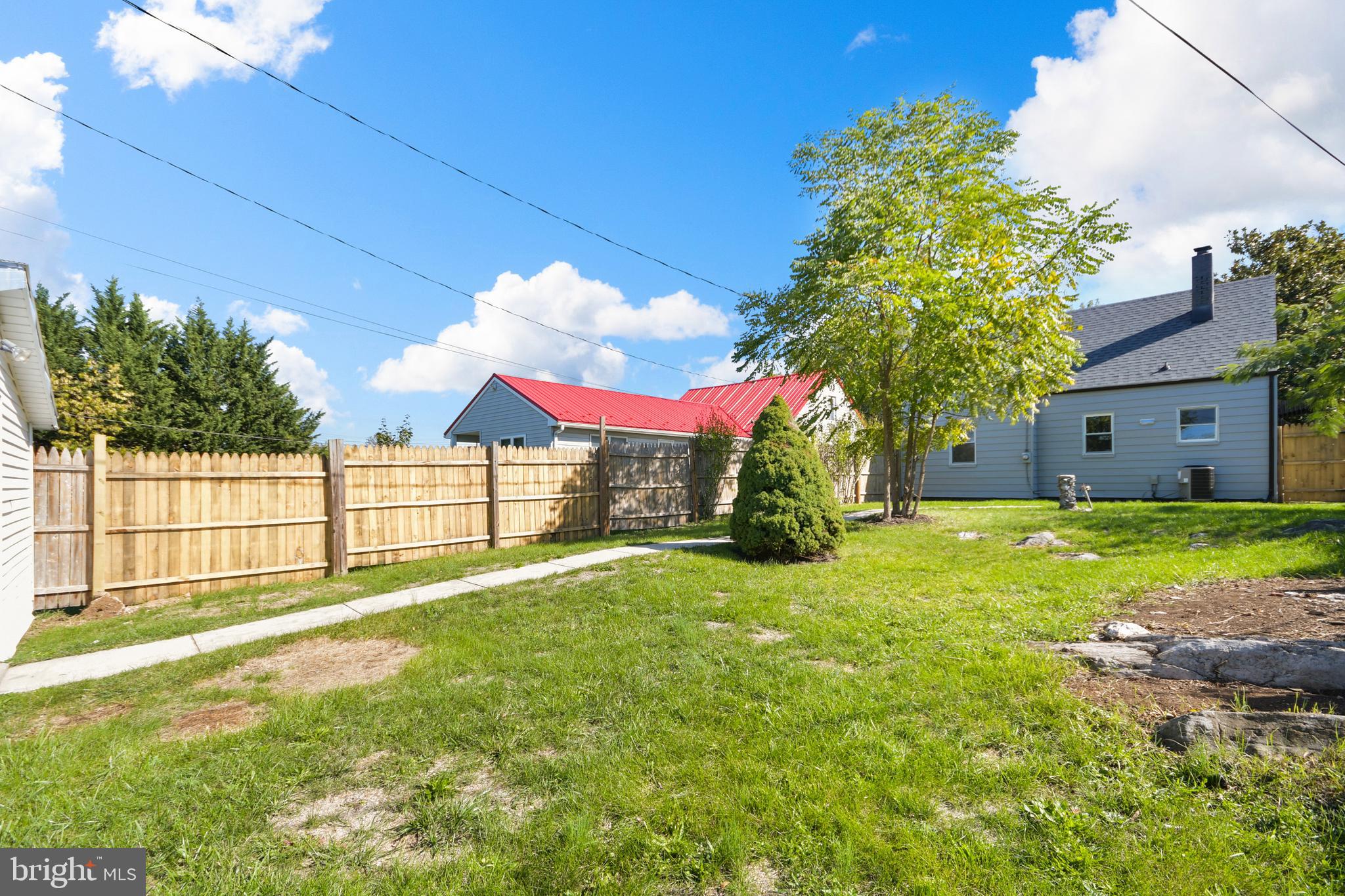 HAGERSTOWN - Residential