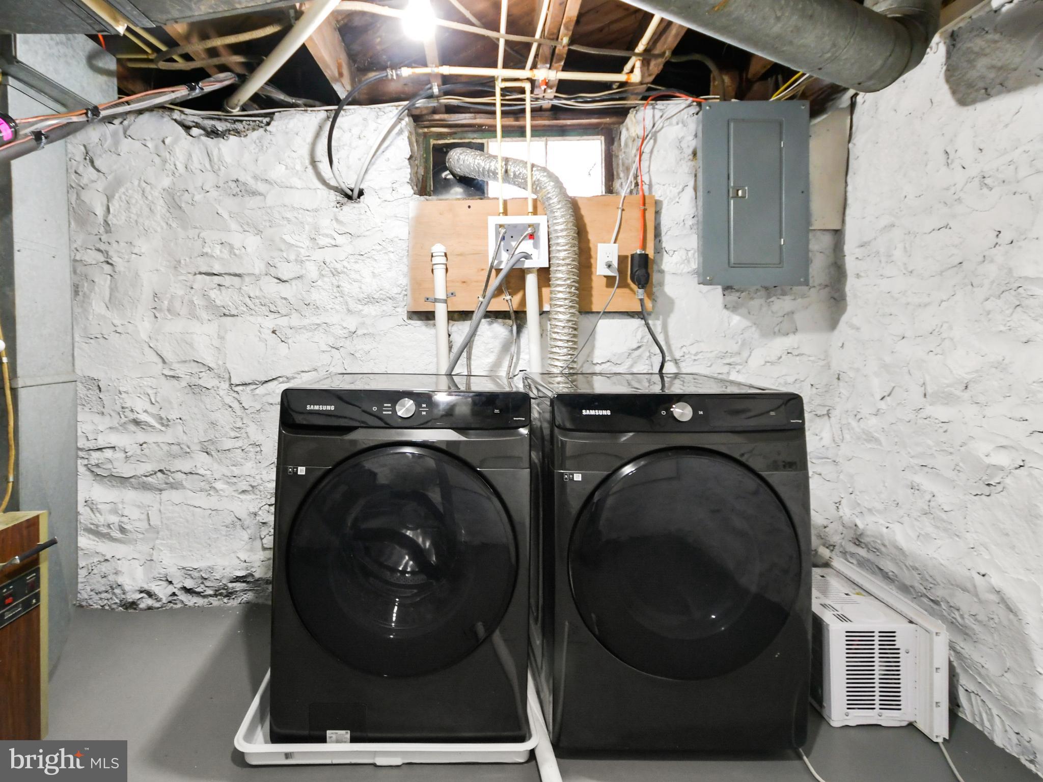 HAGERSTOWN - Residential