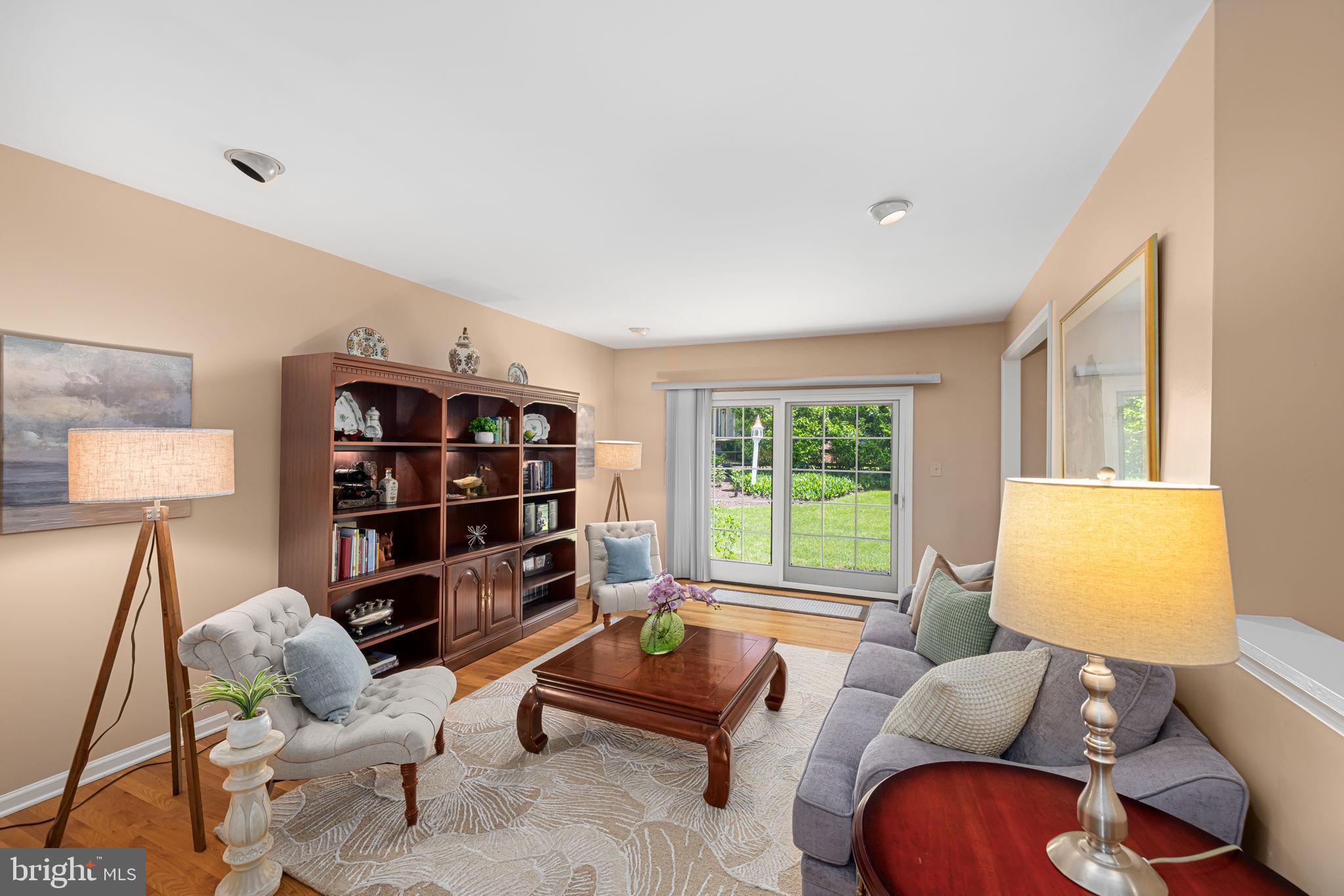 FALLSREACH - Residential