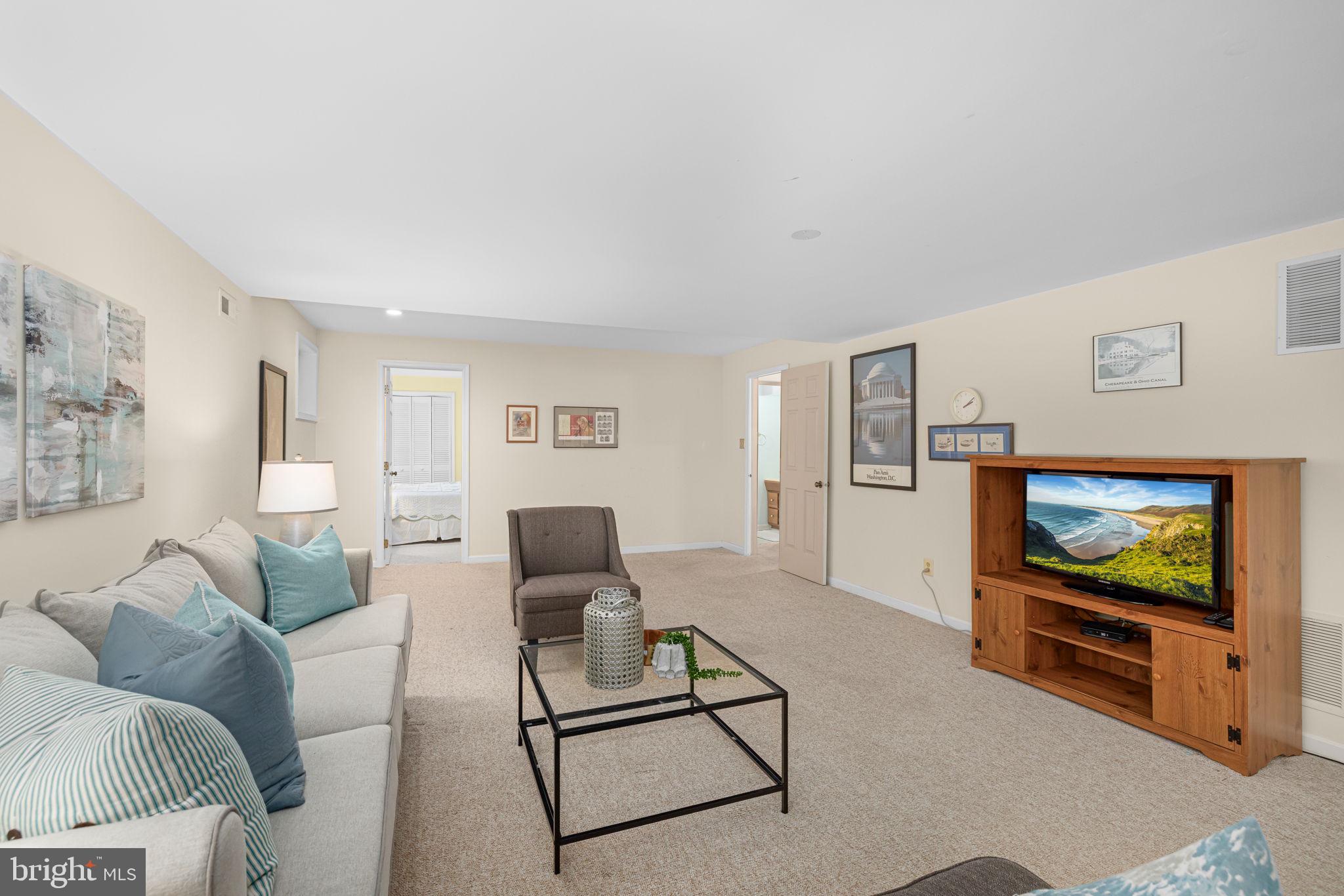 FALLSREACH - Residential