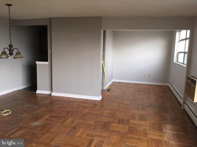 RADNOR HOUSE - Residential