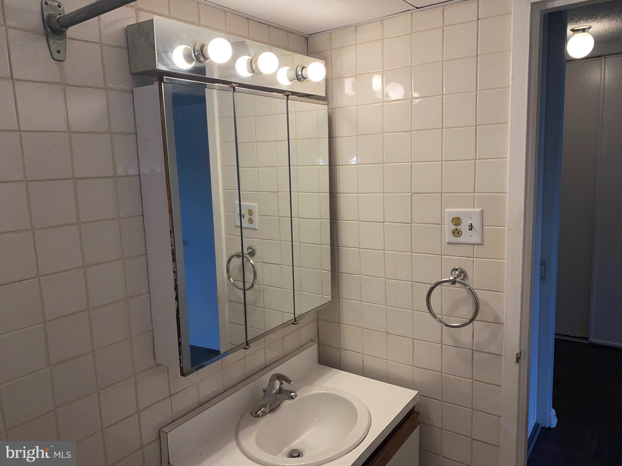 RADNOR HOUSE - Residential