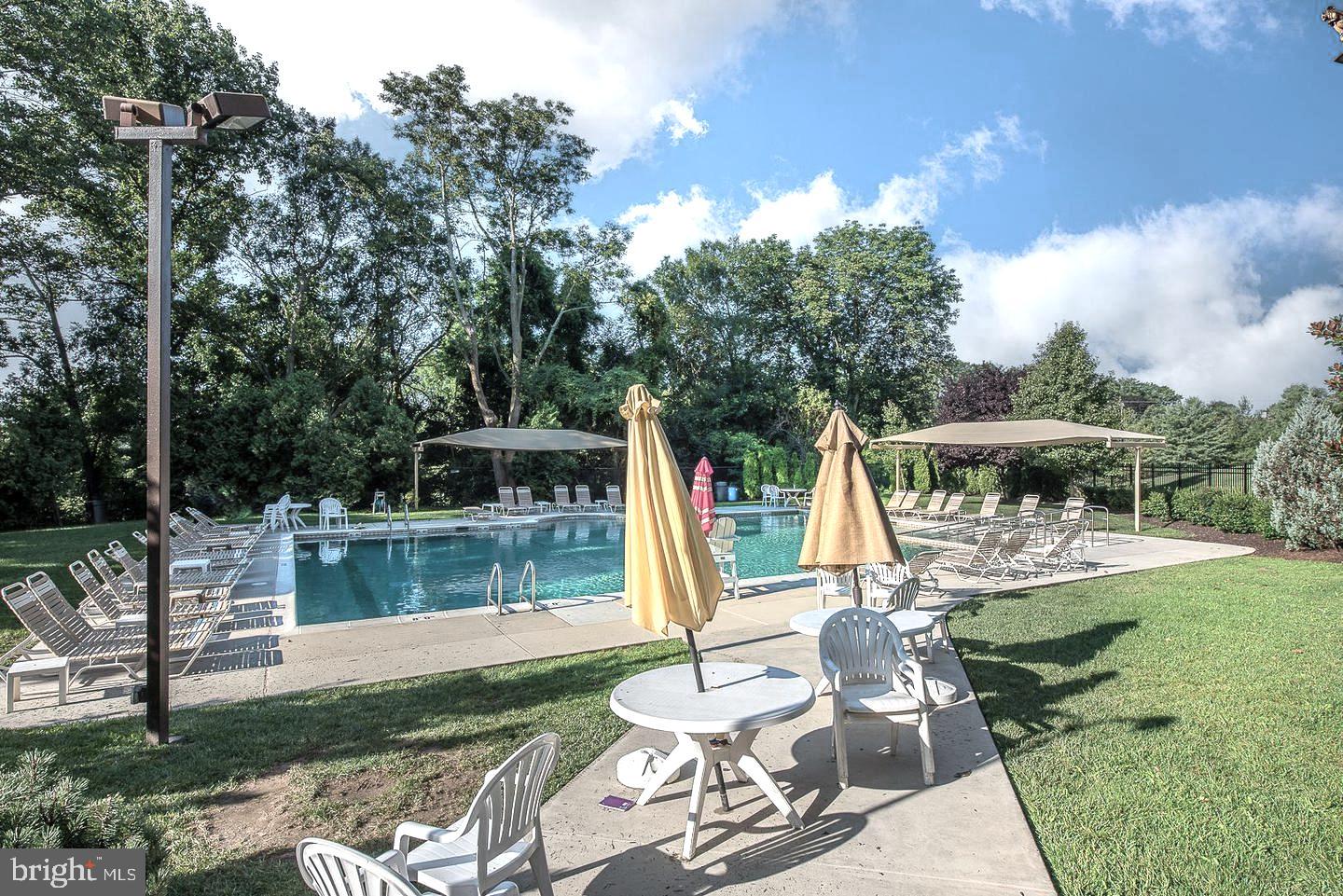 RADNOR HOUSE - Residential