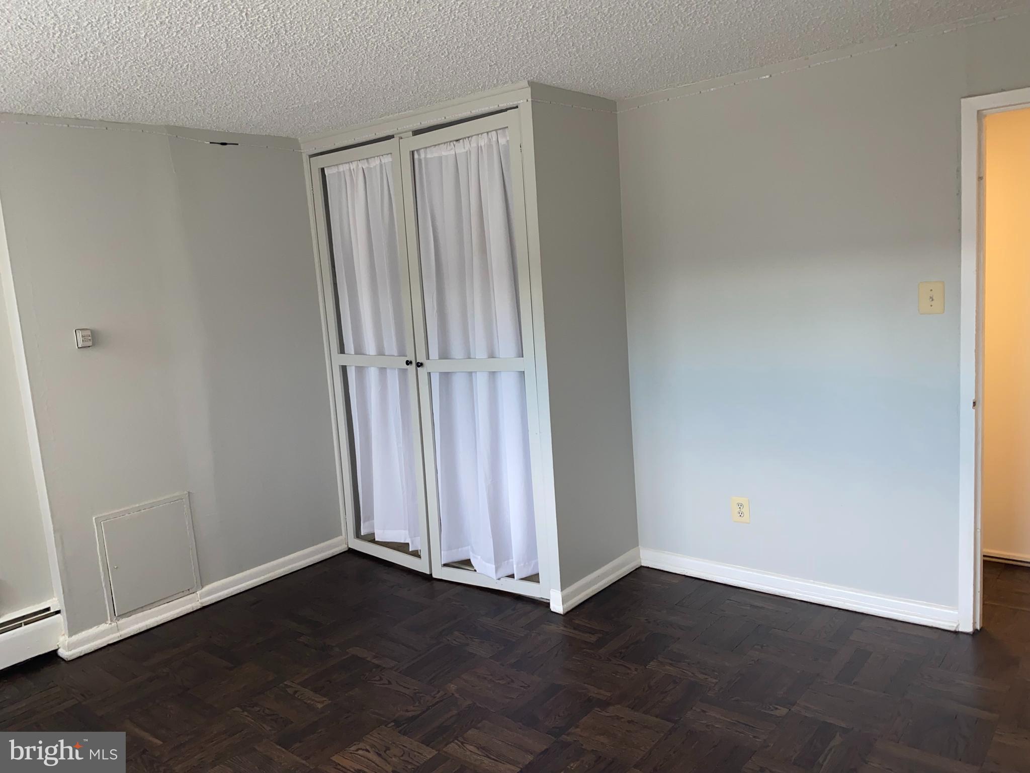 RADNOR HOUSE - Residential