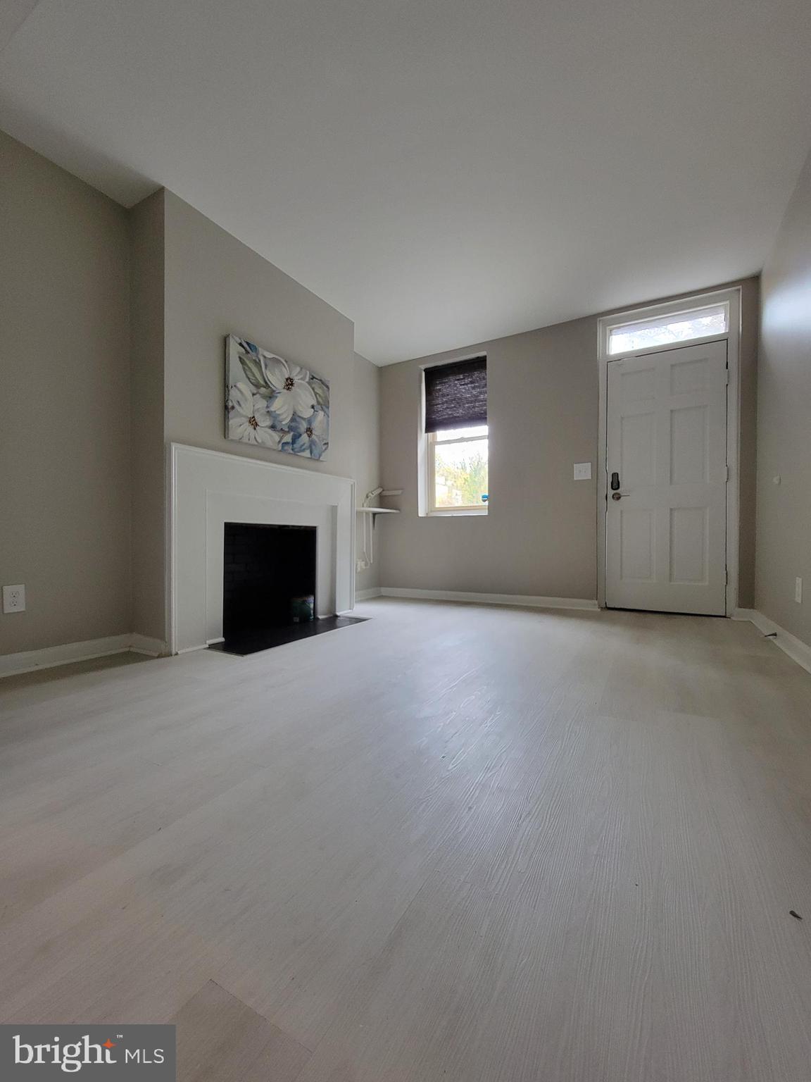 HOLLINS MARKET - Residential Lease