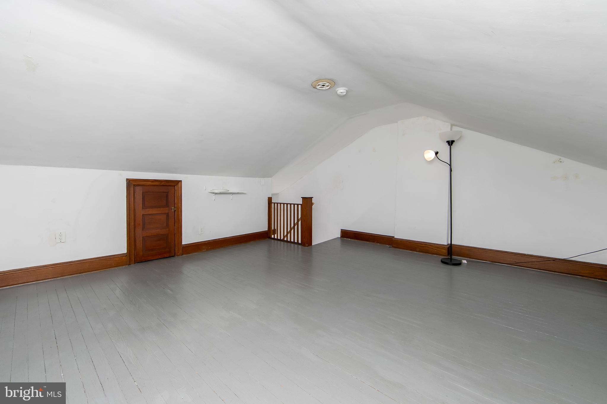 CHELTENHAM VIL - Residential