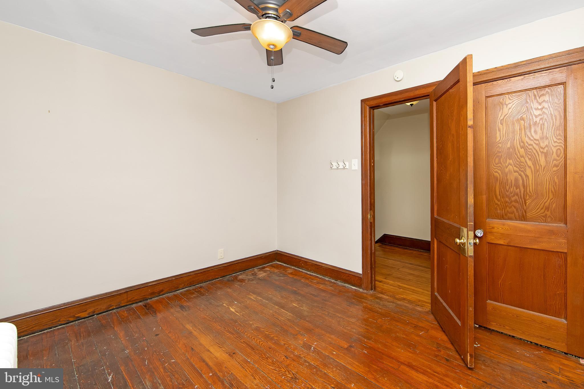 CHELTENHAM VIL - Residential