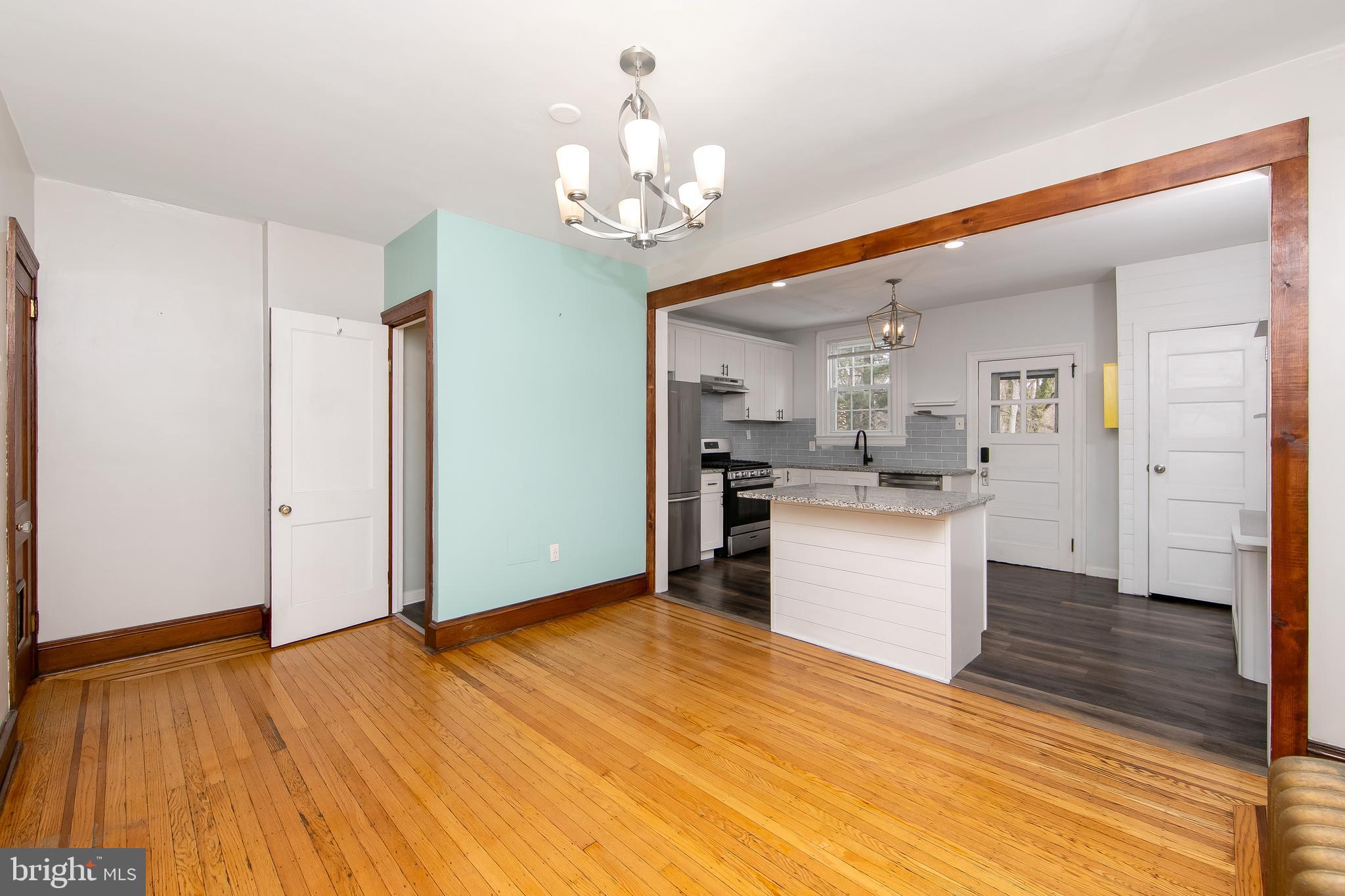 CHELTENHAM VIL - Residential