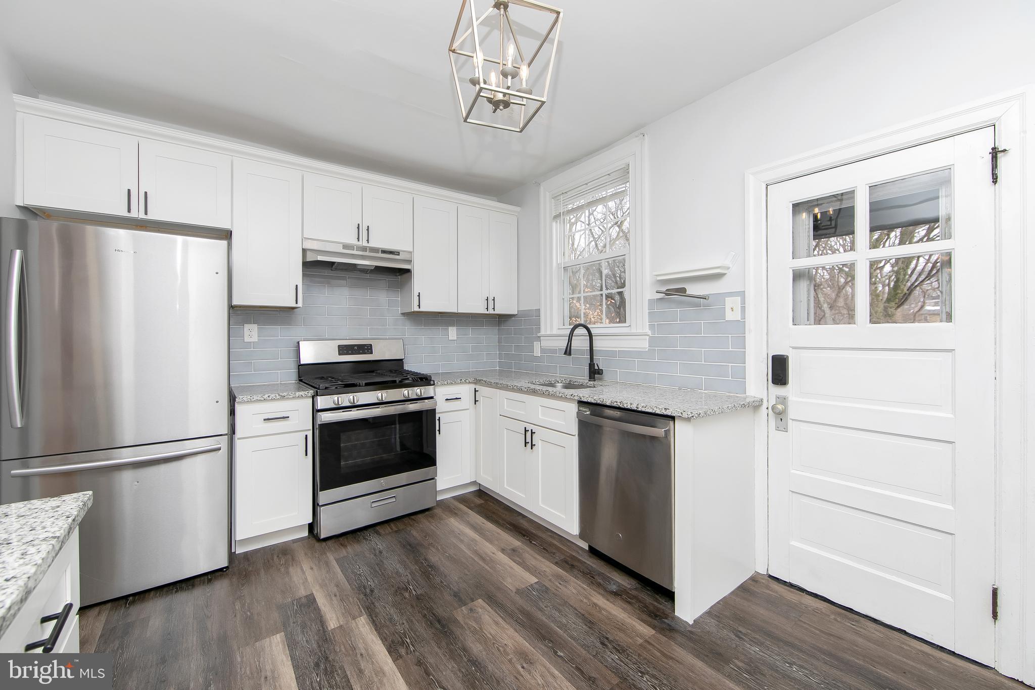 CHELTENHAM VIL - Residential