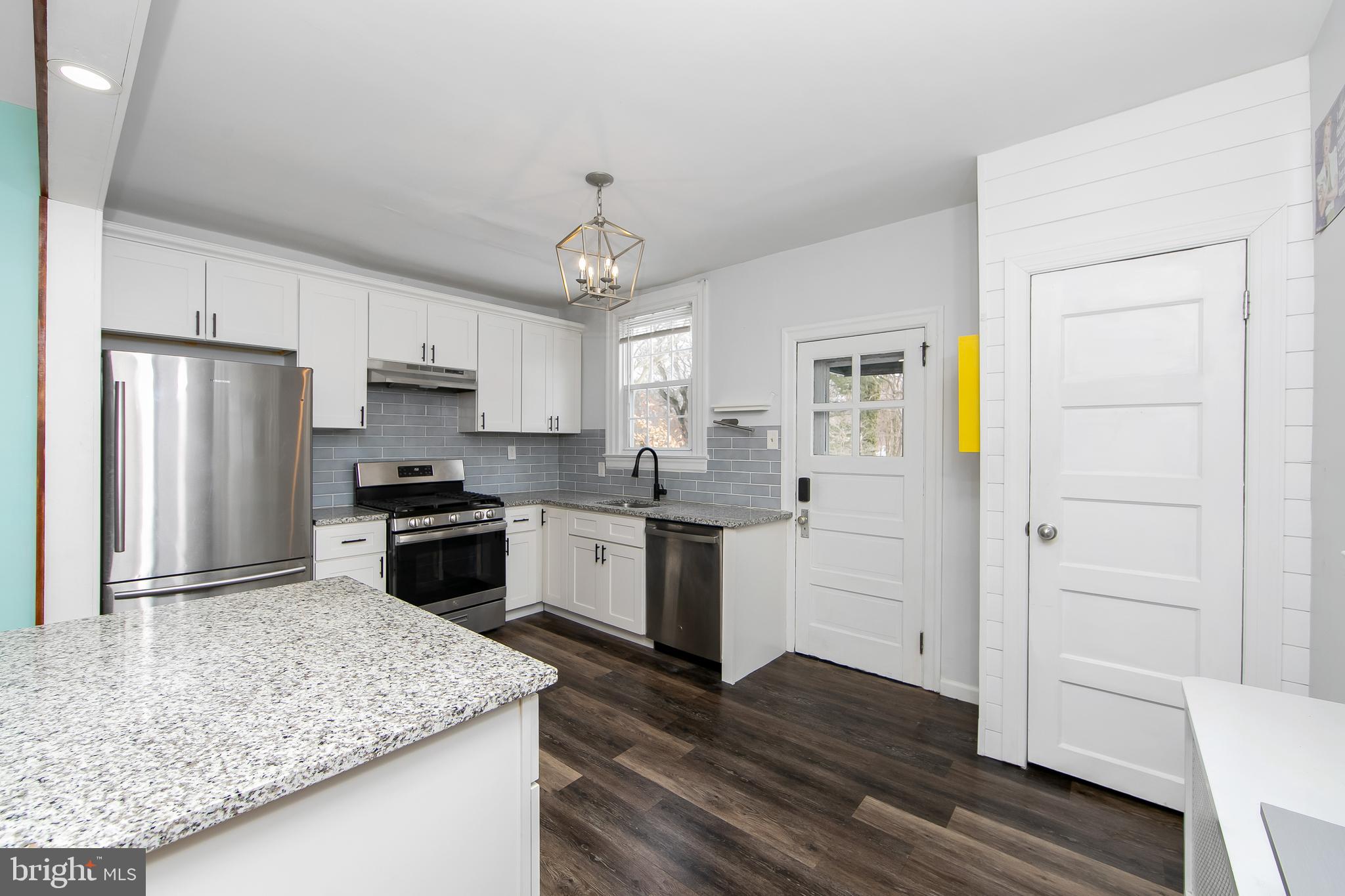 CHELTENHAM VIL - Residential