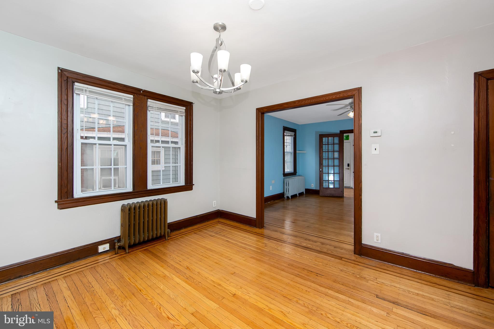 CHELTENHAM VIL - Residential