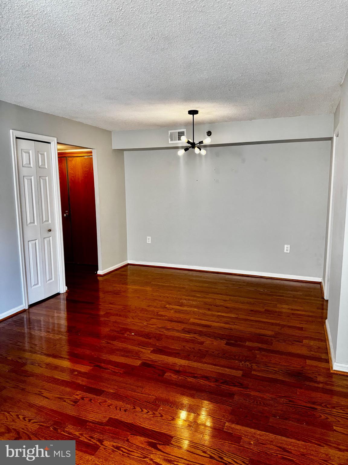 1301 N COURTHOUSE ROAD 805