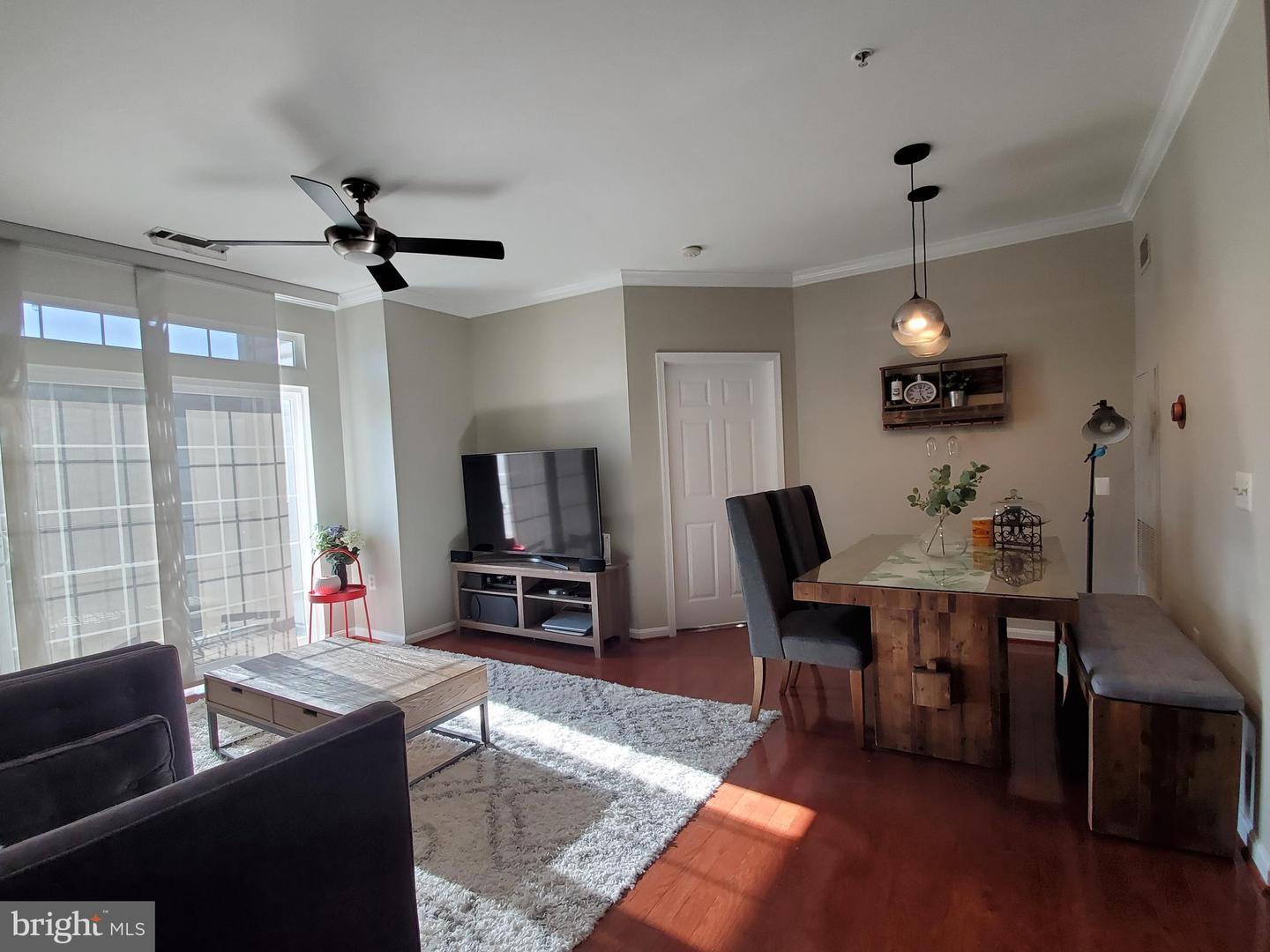 2055 26TH STREET S 5-302