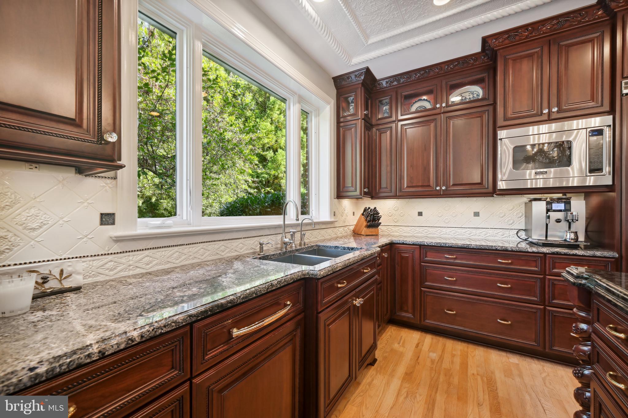 POTOMAC CHASE - Residential