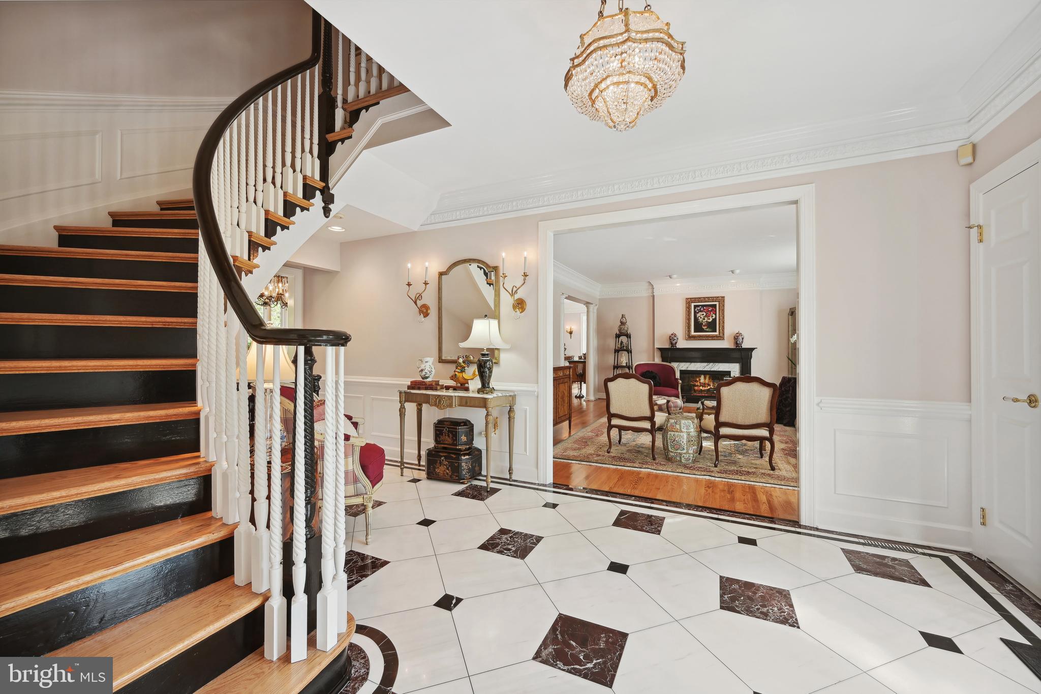 POTOMAC CHASE - Residential