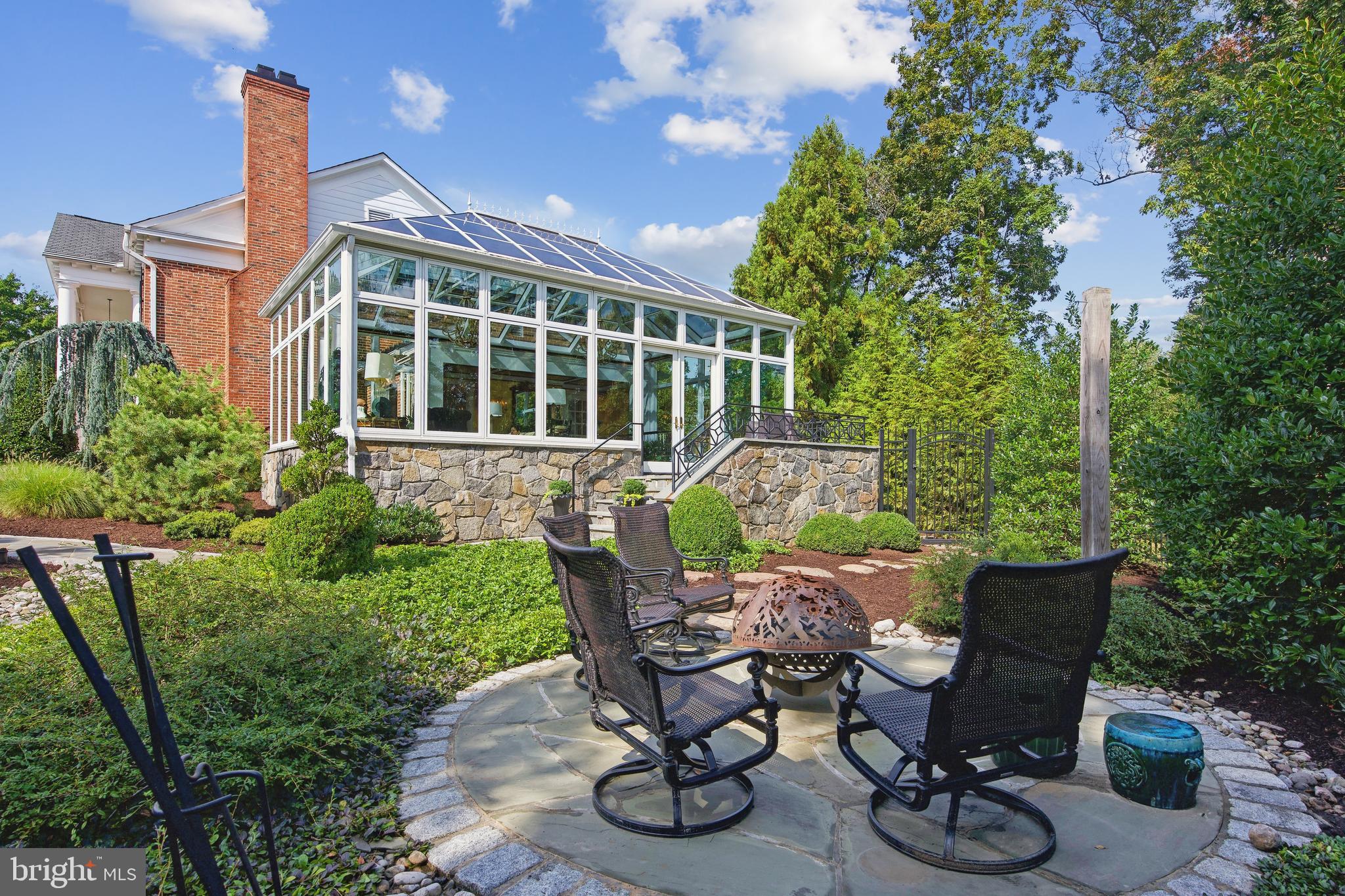 POTOMAC CHASE - Residential