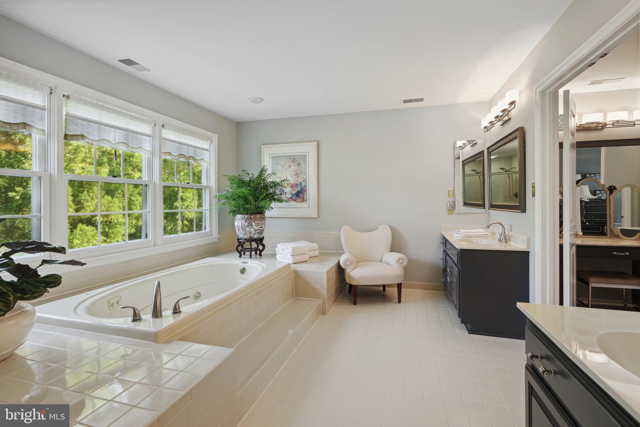 POTOMAC CHASE - Residential